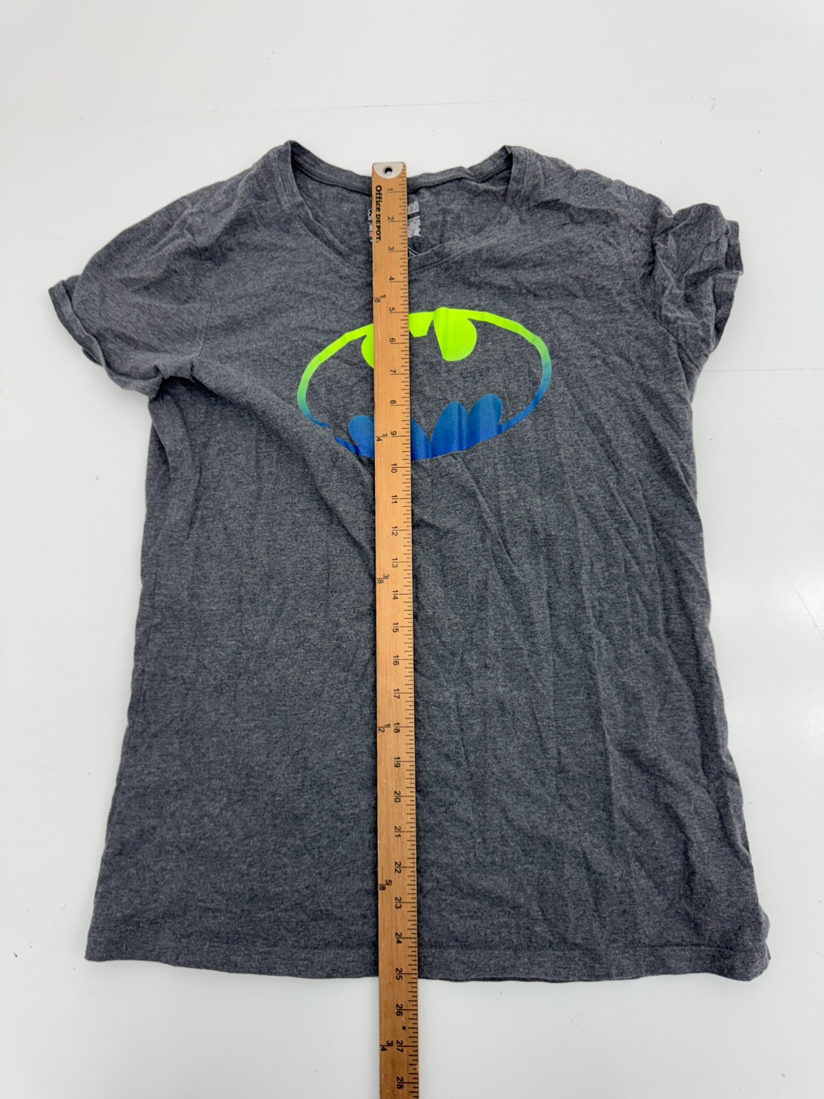 Under Armour Grey Batman Graphic Semi Fitted Short Sleeve Tee Mens Size L gallery