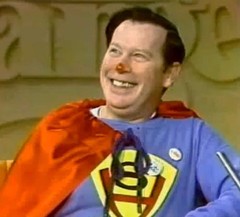 Superhost (Worn By Marty Sullivan, WUAB Channel 43) – Monster Movie Longsleeve T