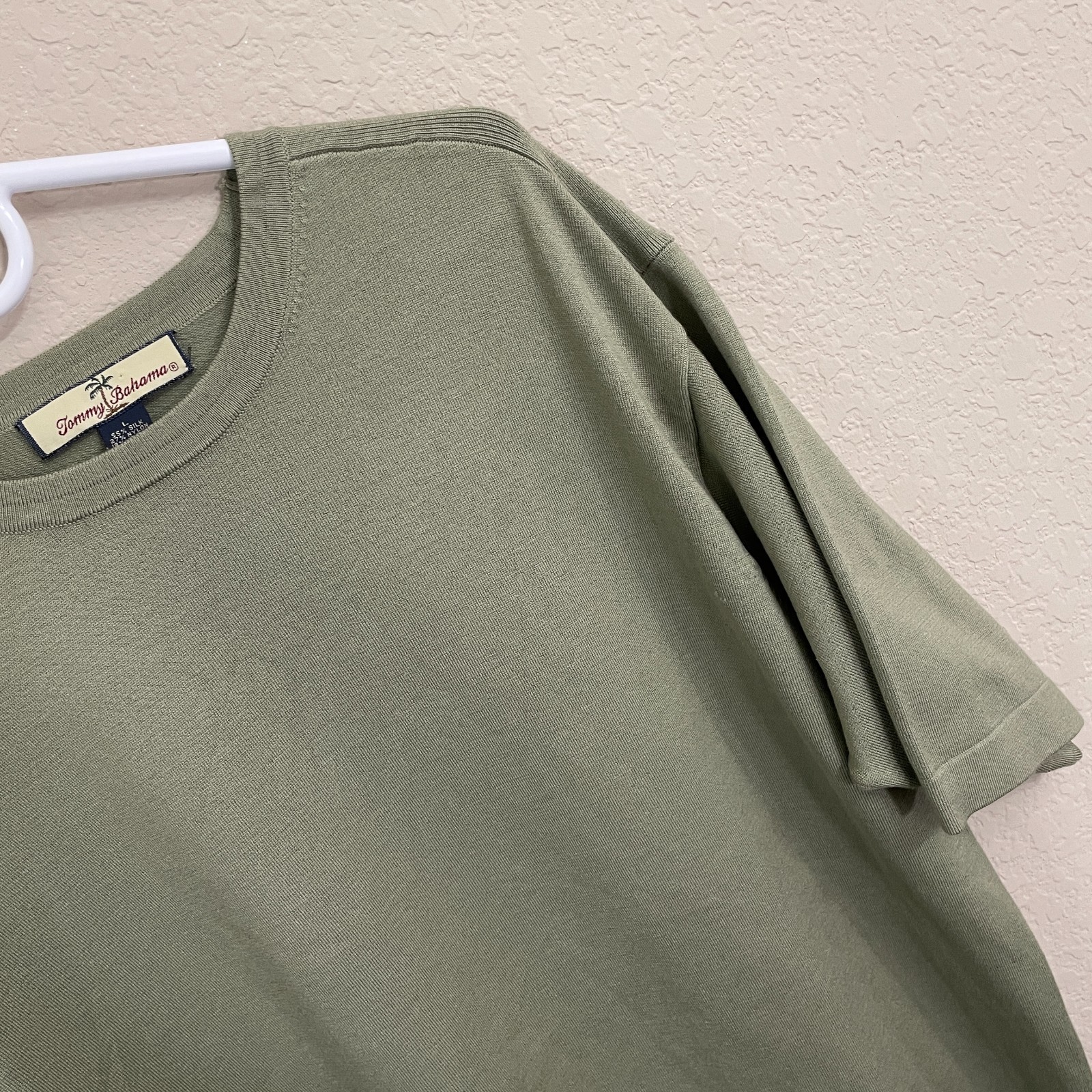 Tommy Bahama Men's Large T-Shirt Sage Green Silk Blend Casual Comfort Preppy gallery
