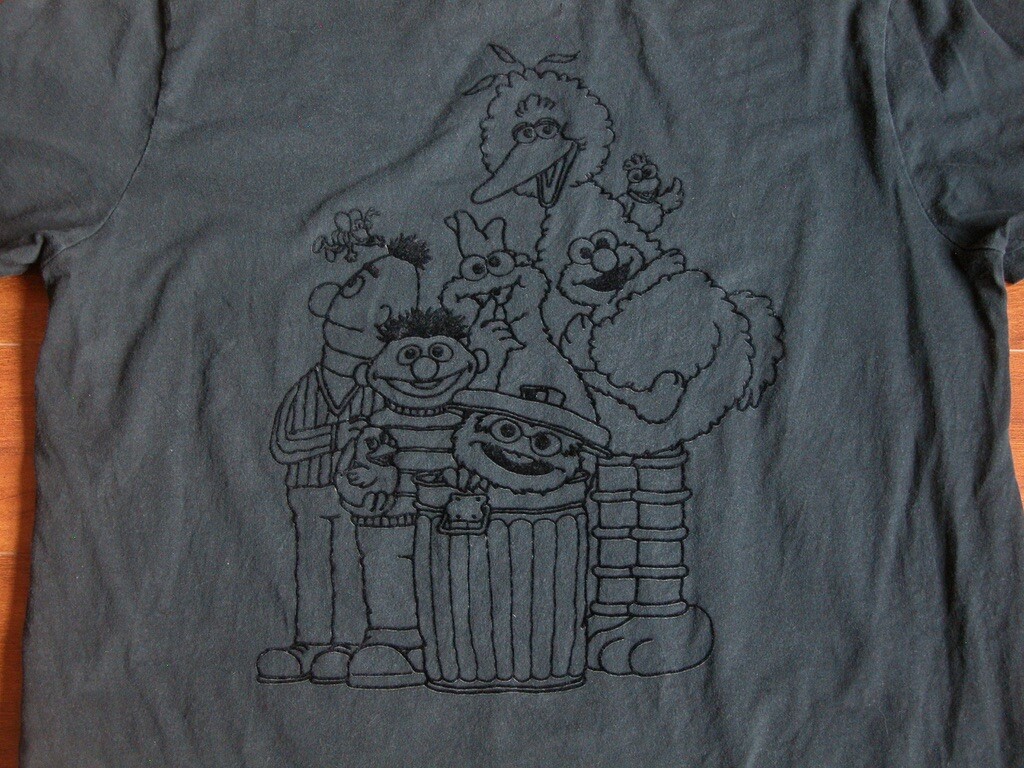 Sesame Street Puma T-Shirt Raised Felt Graphics Mens XL gallery