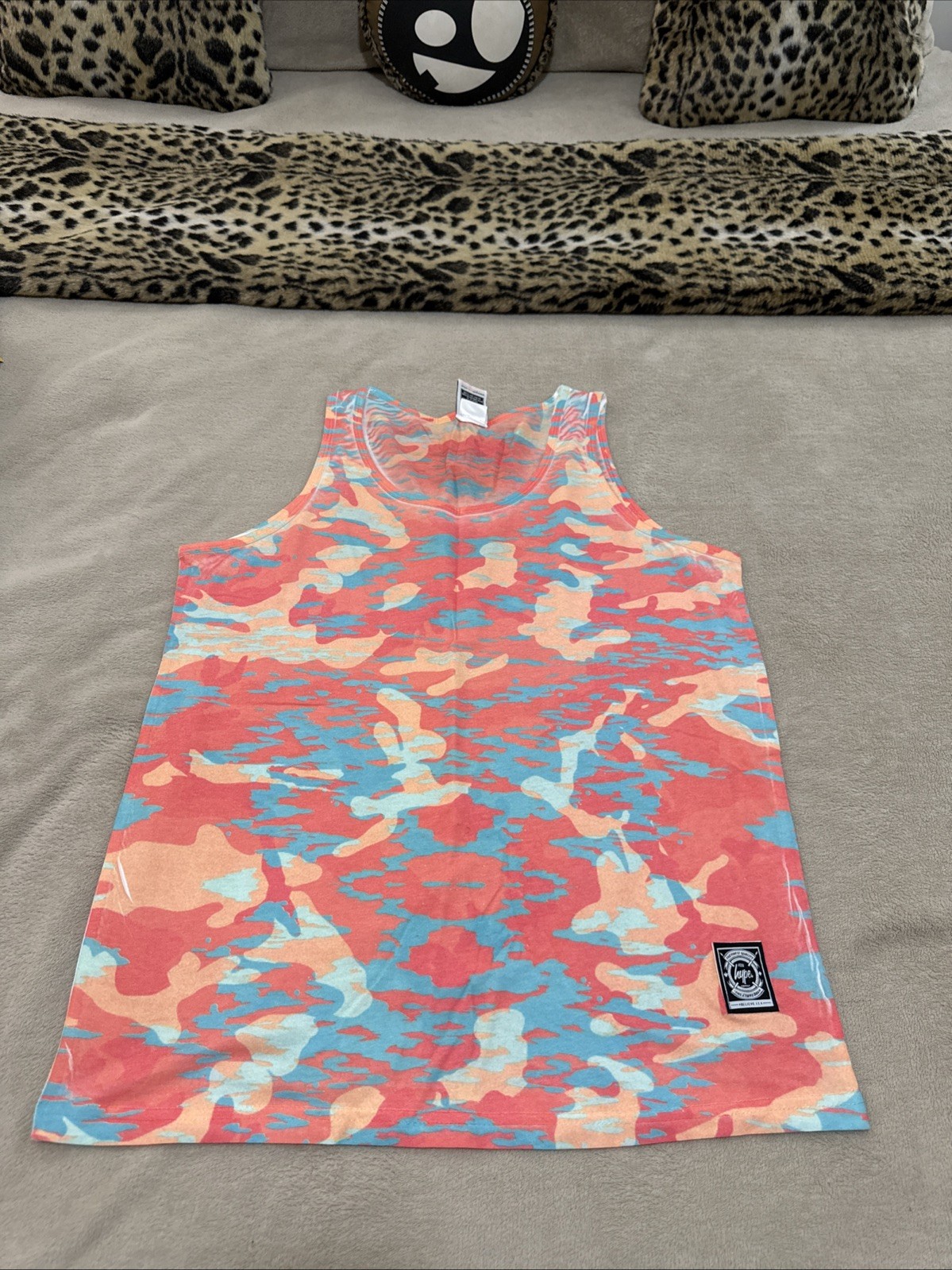 Hype Men’s Tank Top Large Camo pink teal green blue cream mango Distressed gallery
