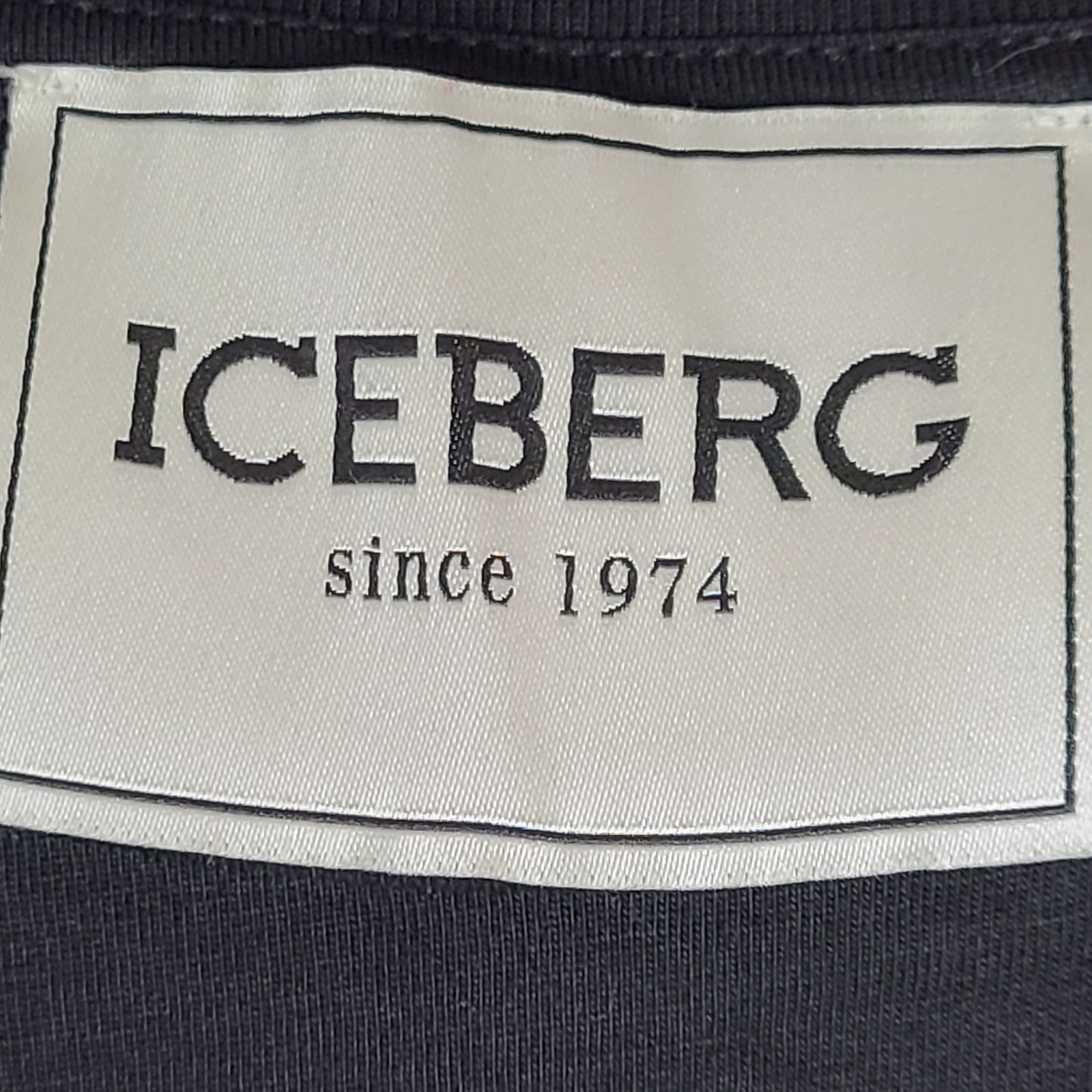 Iceberg Men's Logo Print T-shirt Mickey Mouse Classic Fit T-Shirt Black XL gallery