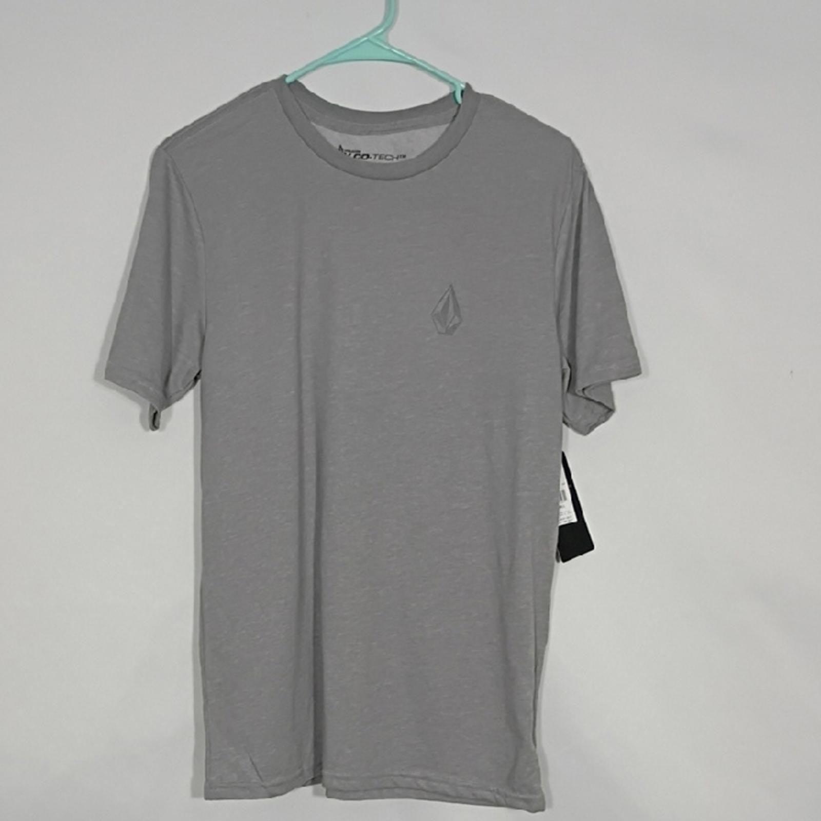 NWT Volcom Stone Tech Short Sleeve Shirt Quick Drying Mens Size Small V.Co-tech gallery