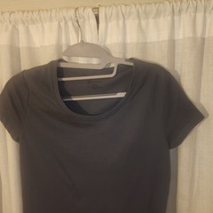 Women’s Blueish Gray Solid Slim Fit Scoop Neck Short Sleeve Jersey Tee