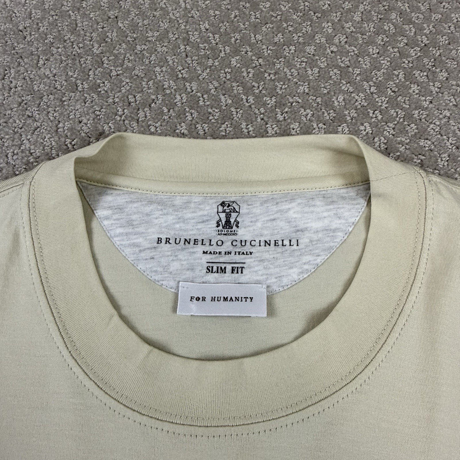 Brunello Cucinelli For Humanity Slim Fit Logo T Shirt Men’s Sz Small NWOT Italy gallery