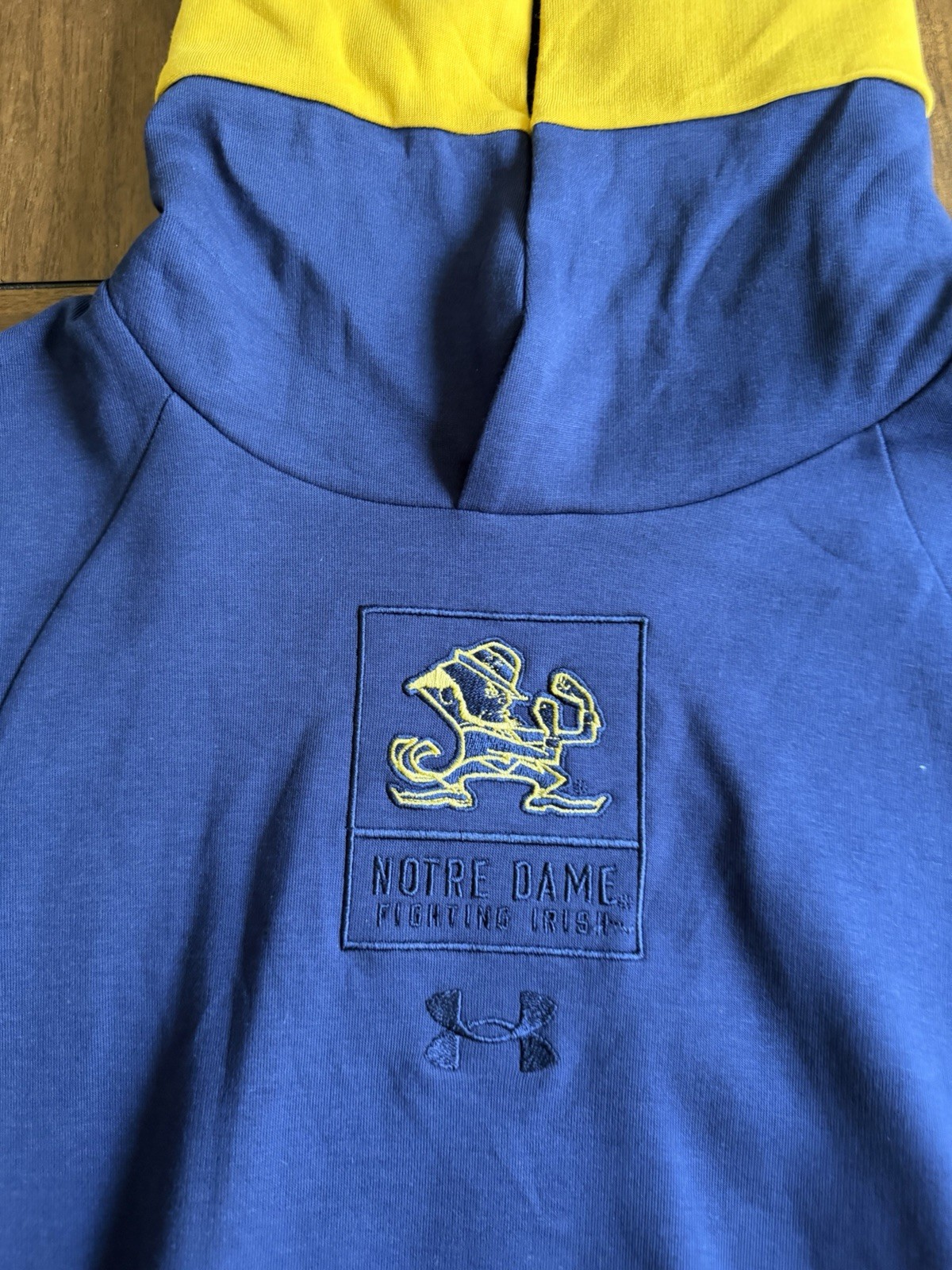 Under Armour Notre Dame Navy Blue Camo Mens Large Hooded Sweatshirt LS NWT gallery