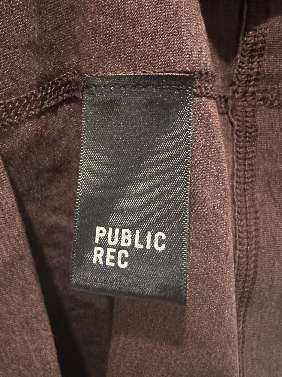 Public Rec Men's Go-To-Crew T-Shirt V-Neck Maroon Cotton/Tencel/Spandex Sz M euc gallery