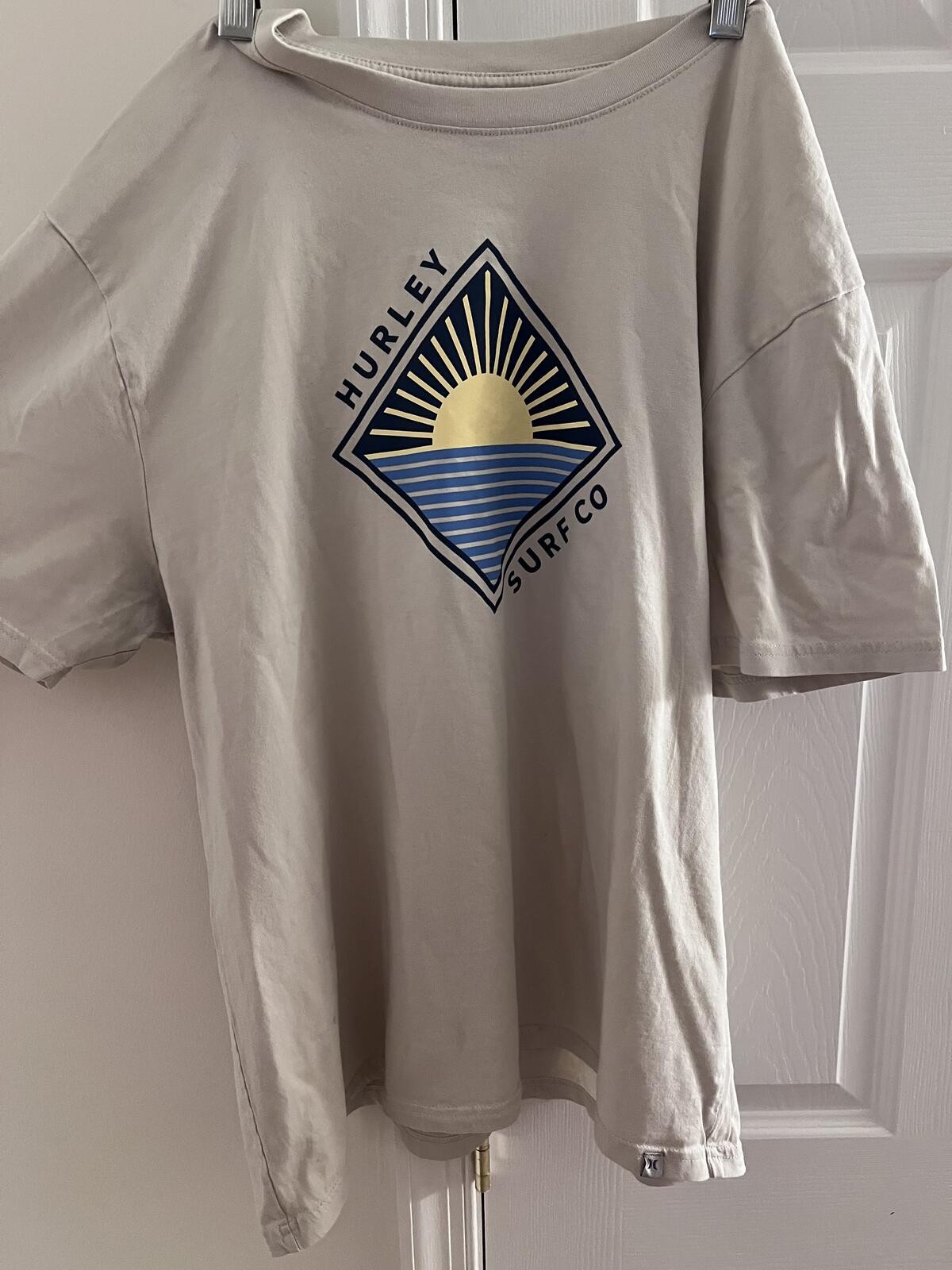 Hurley Surf Co T shirt Mens L