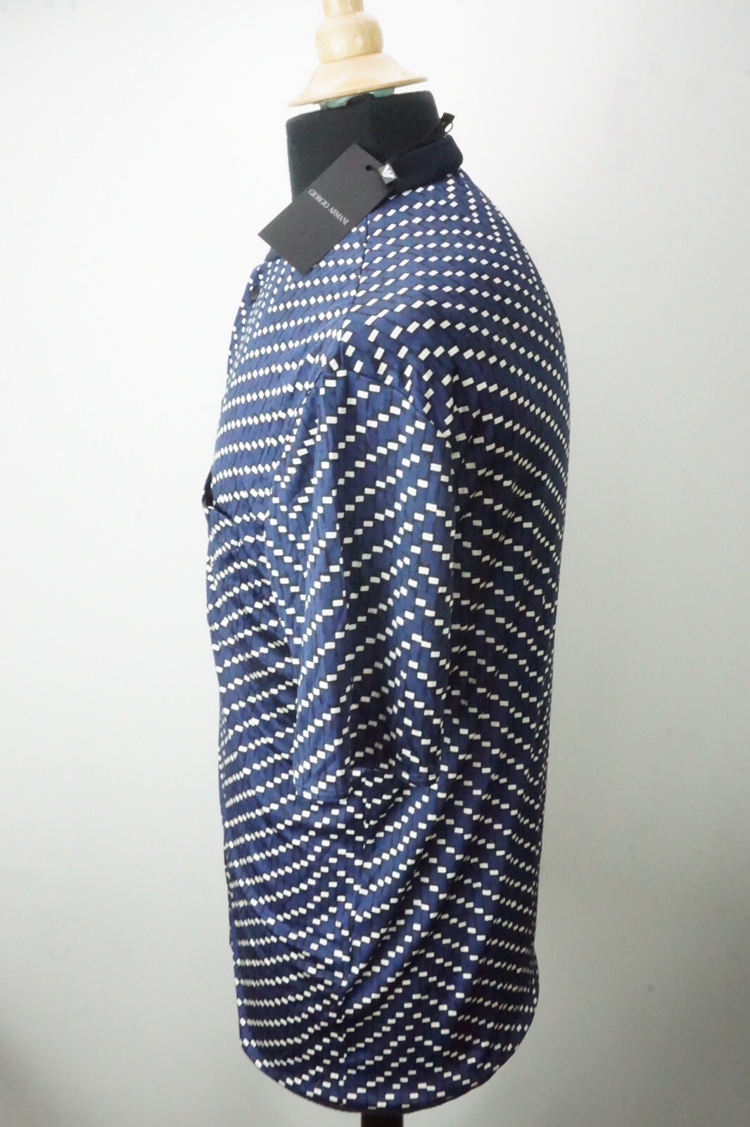 Giorgio Armani Black Label Blue White Geometric 100% Silk Shirt 48 NEW gallery