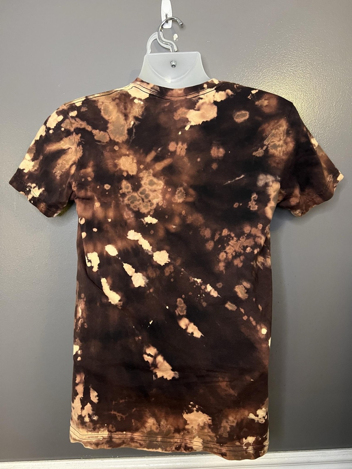 Good Luck Trolls Shirt Mens Small Brown Bleach Tie Dye Rainbow Graphic Tee gallery