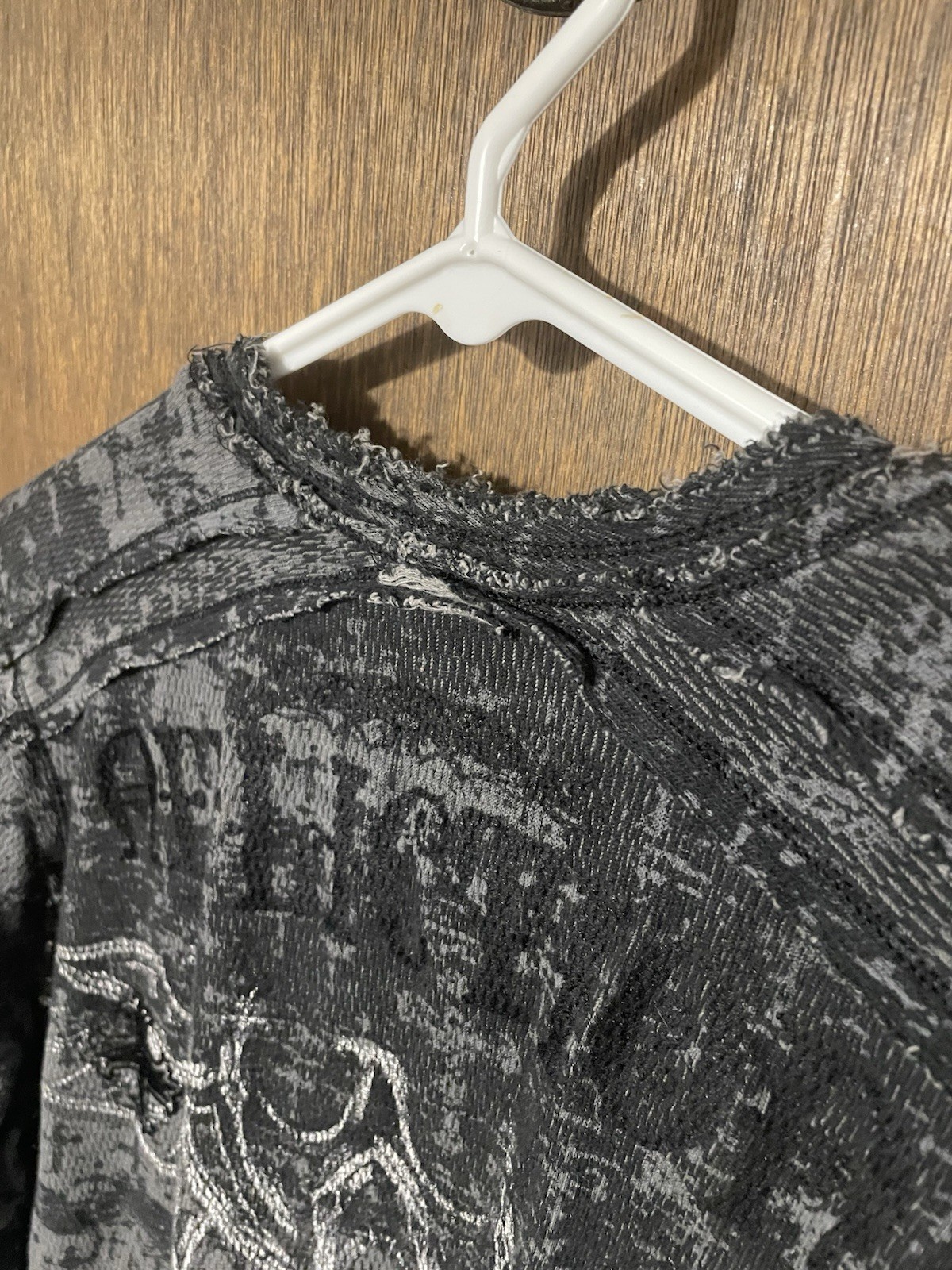 Affliction Live Fast Thermal Shirt Mens L Gray Flocked Cross Distressed Y2K gallery