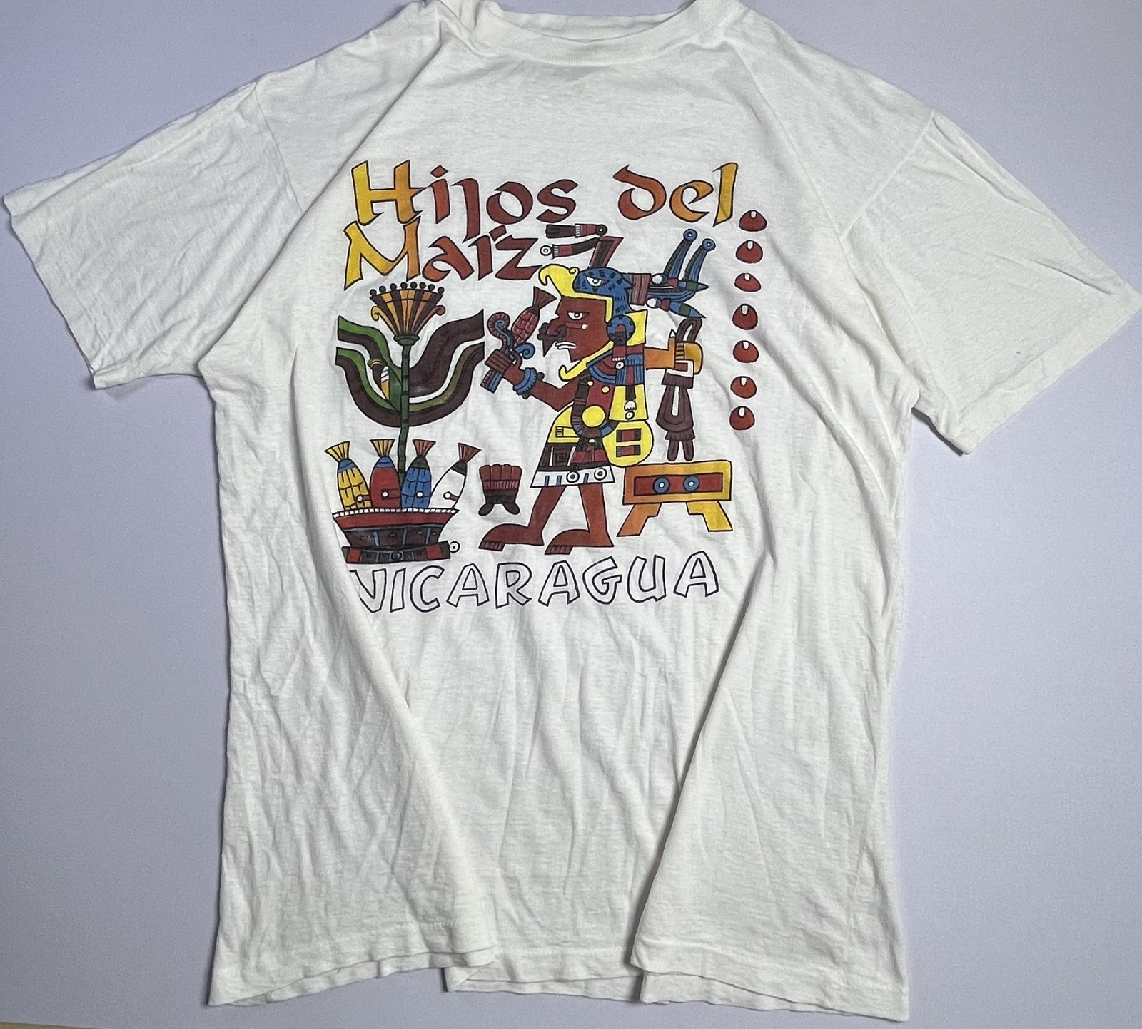 Vintage Nicaragua souvenir T-shirt white Size L 100 Cotton Panama Art Hijos del gallery