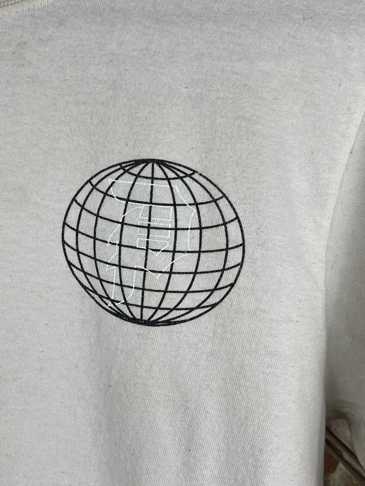 PRIMITIVE Skateboarding Graphic T-Shirt Ivory Mens S Short Sleeve Crew Neck gallery