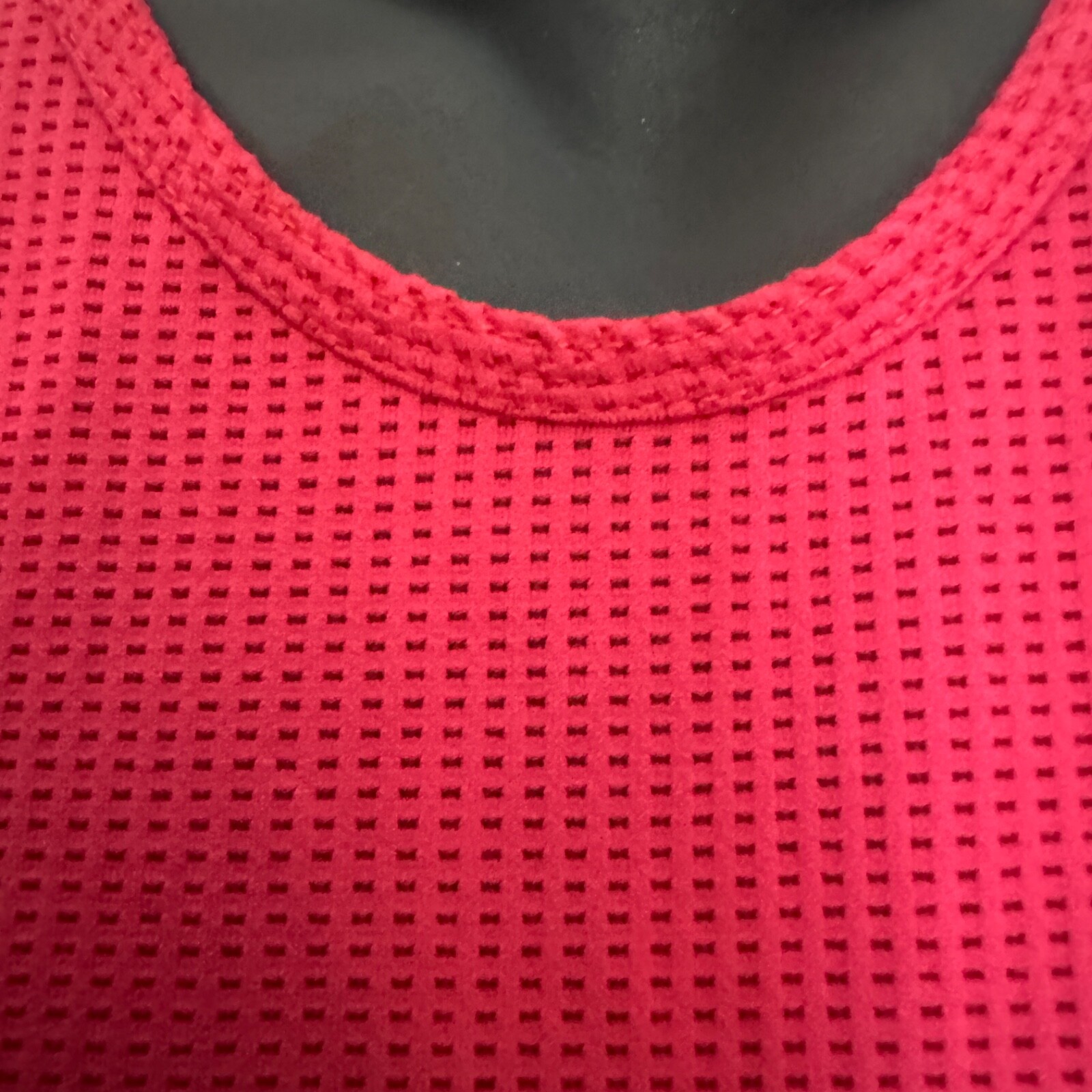Tulio Mesh Sleeveless T Shirt Small Gently worn 94% polyamide / 6% spandex gallery