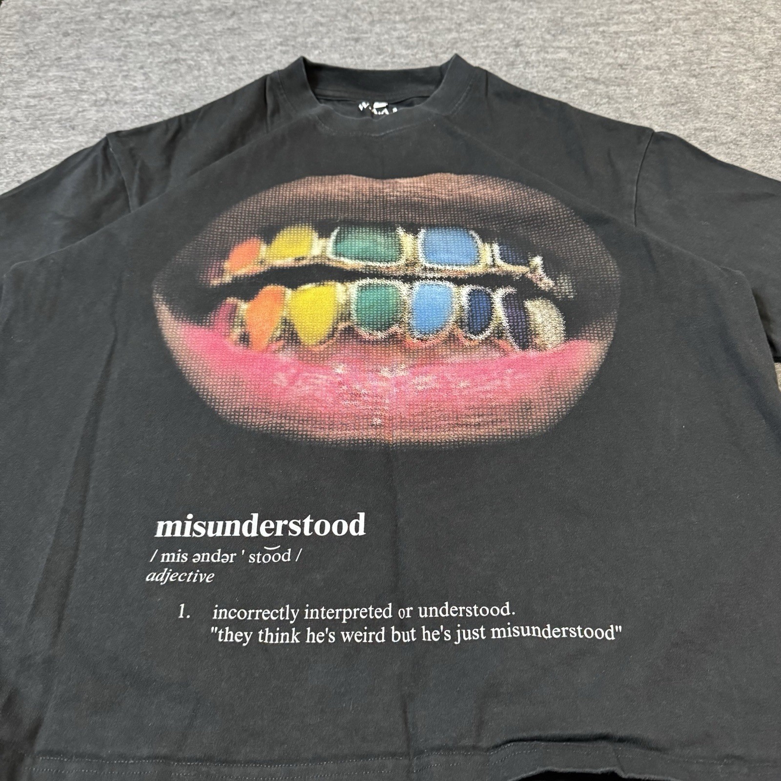 W.A.A.M Misunderstood Grillz Boxy Tshirt Mens M Streetwear Grunge Designer City gallery