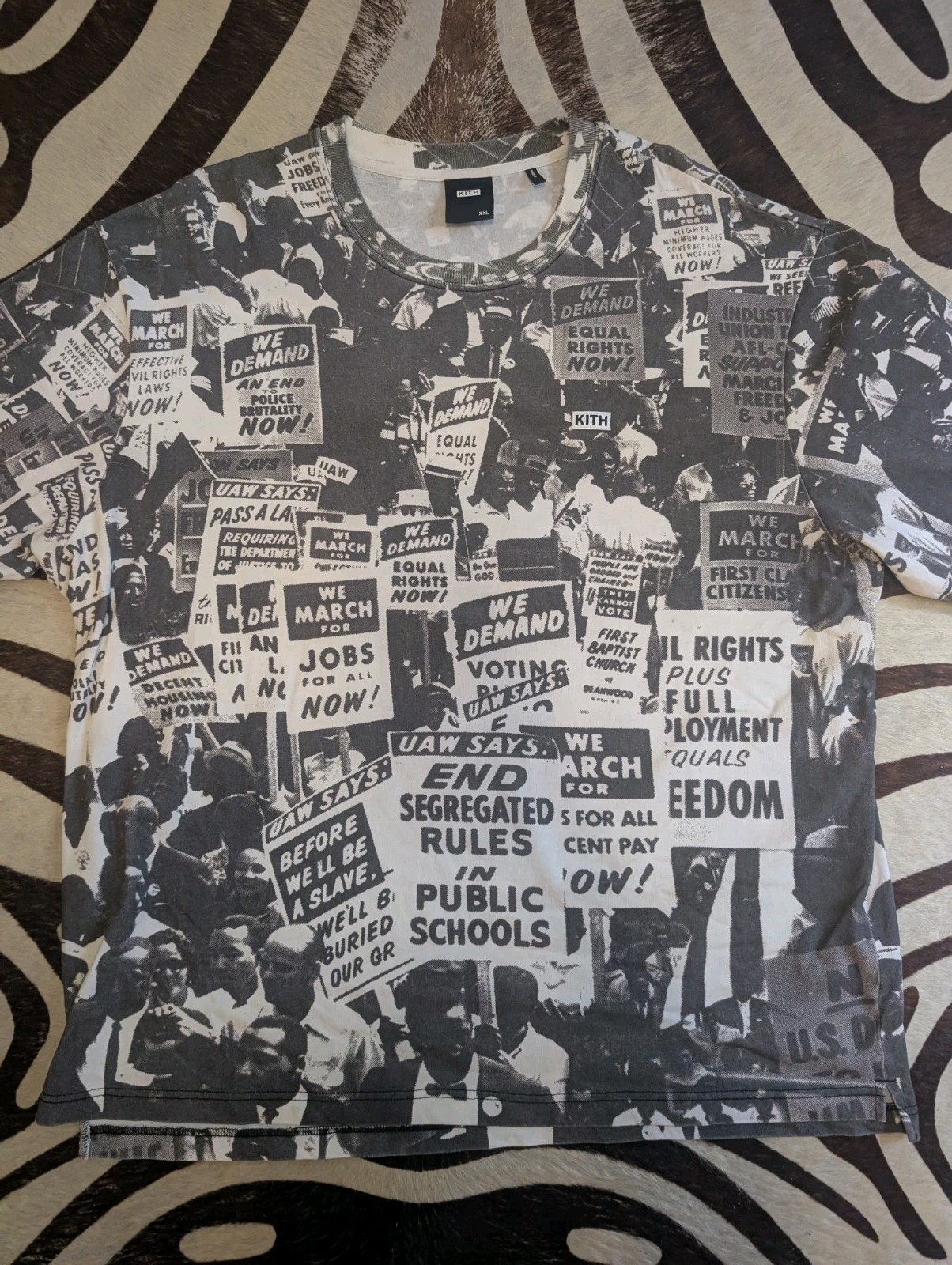 Kith March On Washington Tee Size 2XLarge EUC This Size is Sold Out gallery