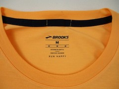Brooks Shirt Mens Medium Orange Biking Cycling Running Athletic Tee