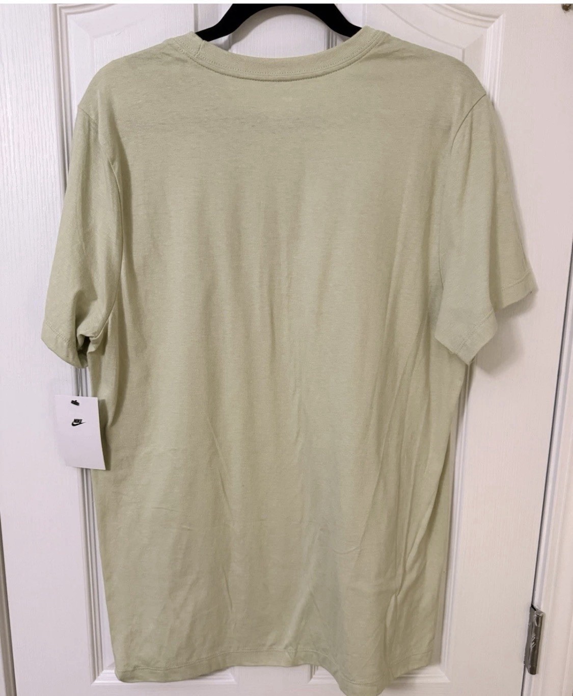 Nike Men's Light Green Graphic Print Logo Crew Neck T-Shirt Size M *NEW w/Tags* gallery