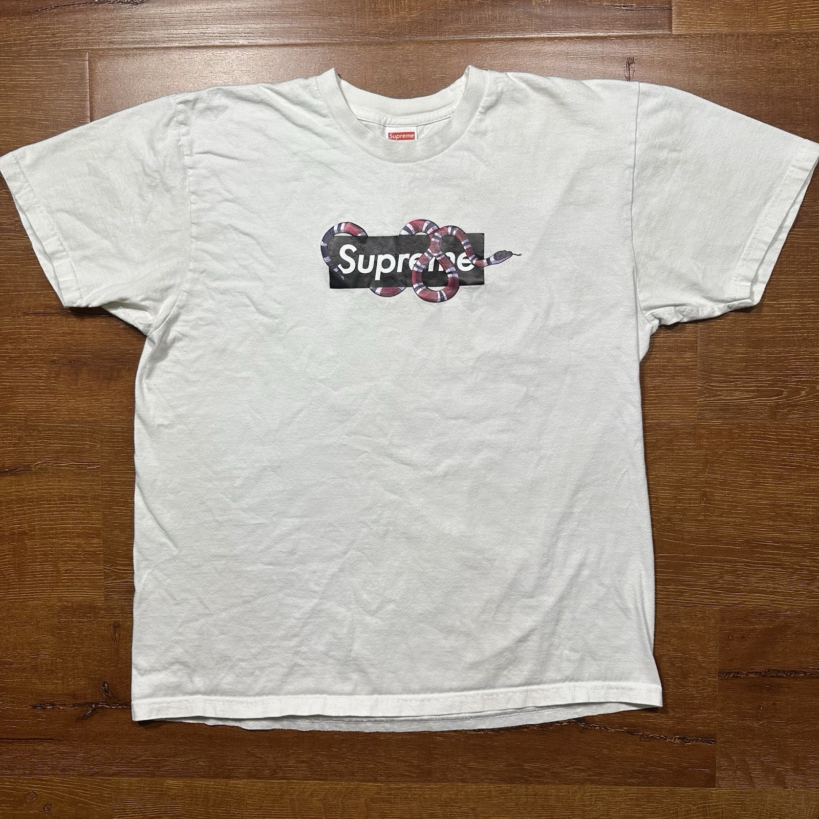 Supreme King Snake T Shirt Mens L White Rare Limited Edition Designer Streetwear gallery