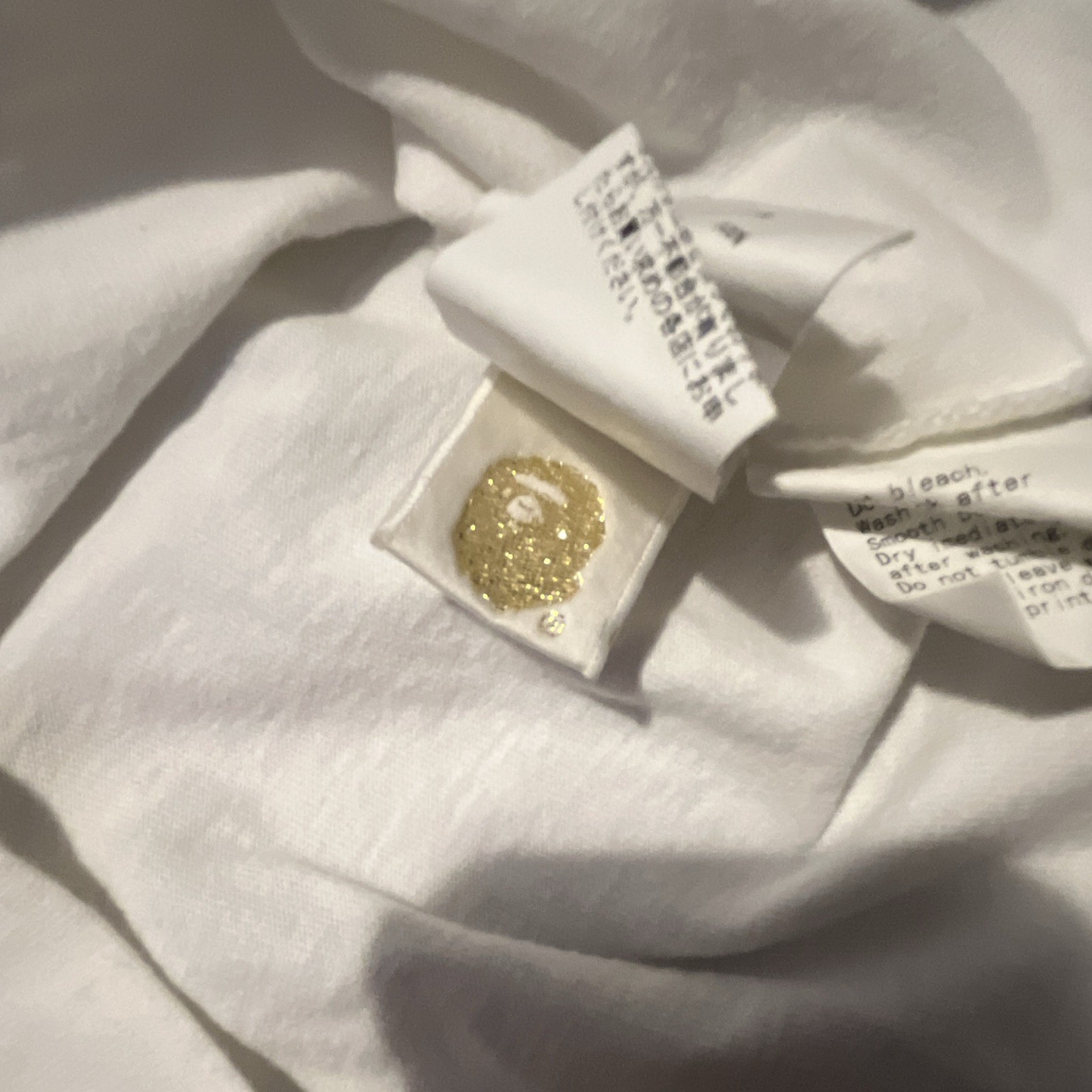 A Bathing Ape BAPE Baby Milo White Logo Graphic Cotton Knit Tee Crew Neck L gallery