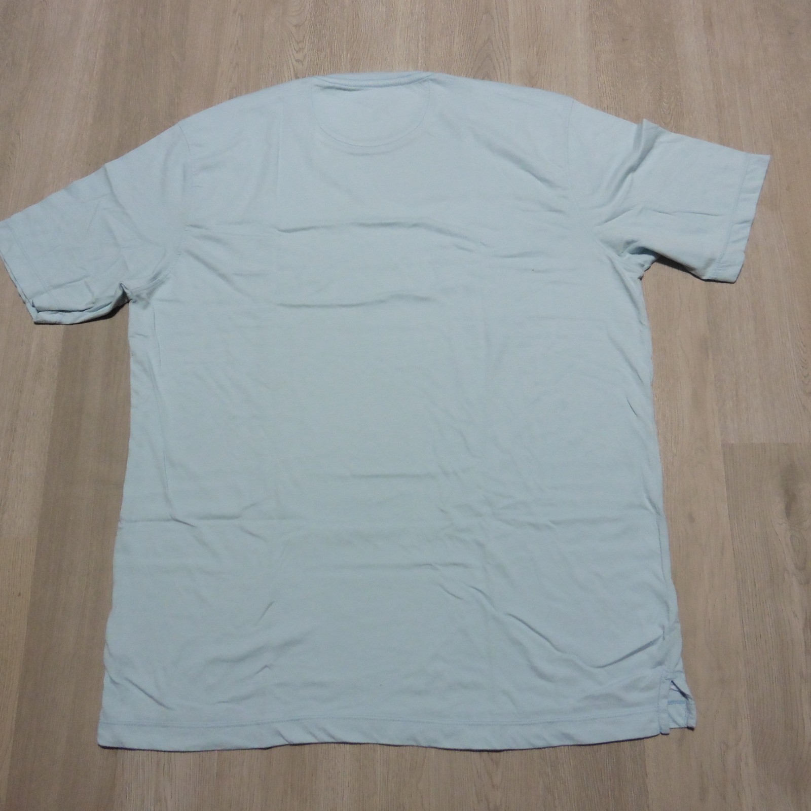 Johnnie-O Men's Large T-Shirt Blue SS Crew Neck Flawed gallery