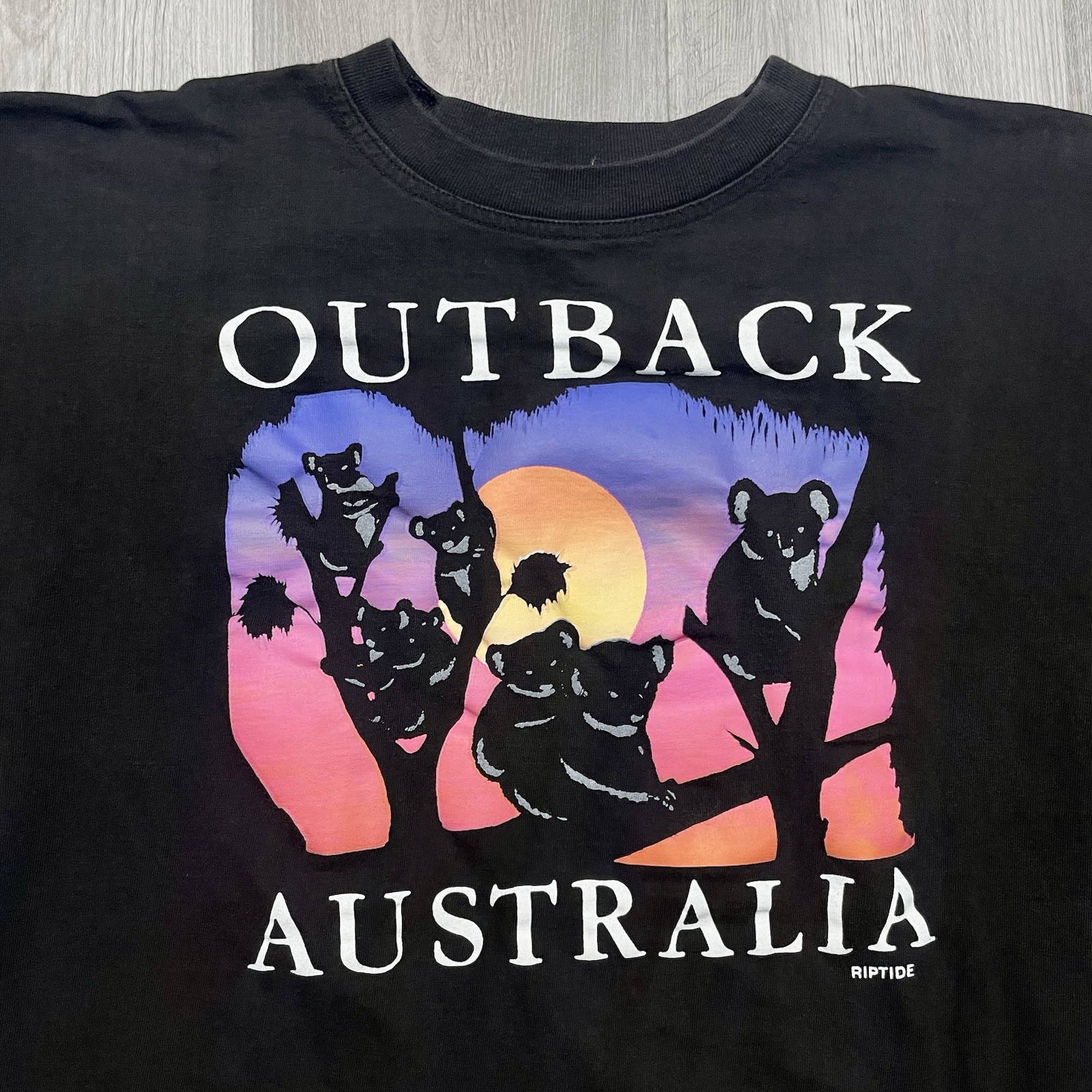 Vintage 90s Koala Sunset Outback Australia Size Large Animal Nature Tshirt gallery