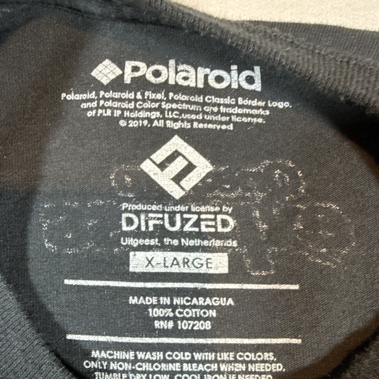 Polaroid OneStep Express Black Graphic Logo Long Sleeve Crew Neck T-Shirt XL gallery