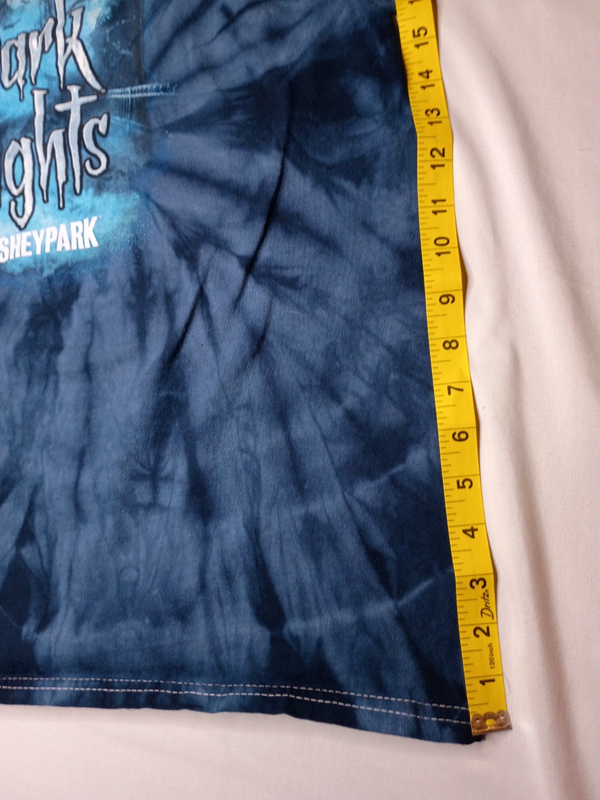 Dark Nights Hershey Park Blue Tie Dye Graphic Tee Shirt Short Sleeve Y2K gallery