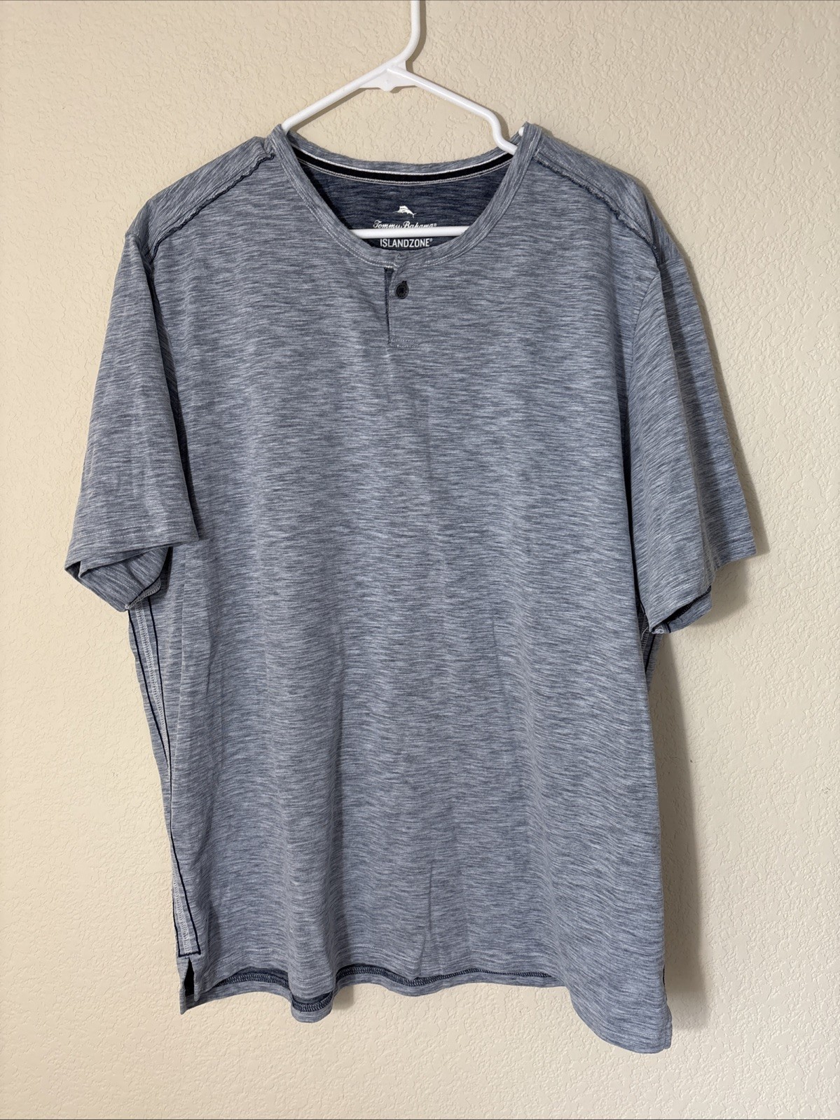 Tommy Bahama Men XL UPF 30 IslandZone Henley Shirt Gray Heather