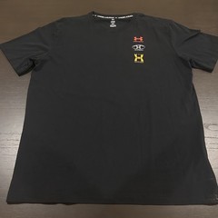 Under Armour Split Logo Graphic T-Shirt Black Yellow Orange – Men’s Large