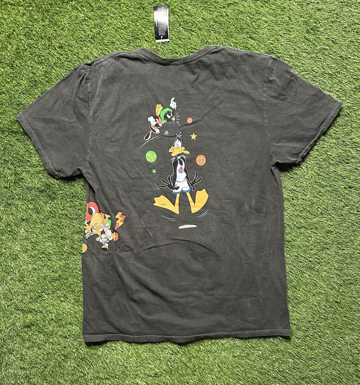 Space Jam Looney Tunes T Shirt Mens Sz M Grey Tune Squad Bugs Bunny Daffy Duck gallery