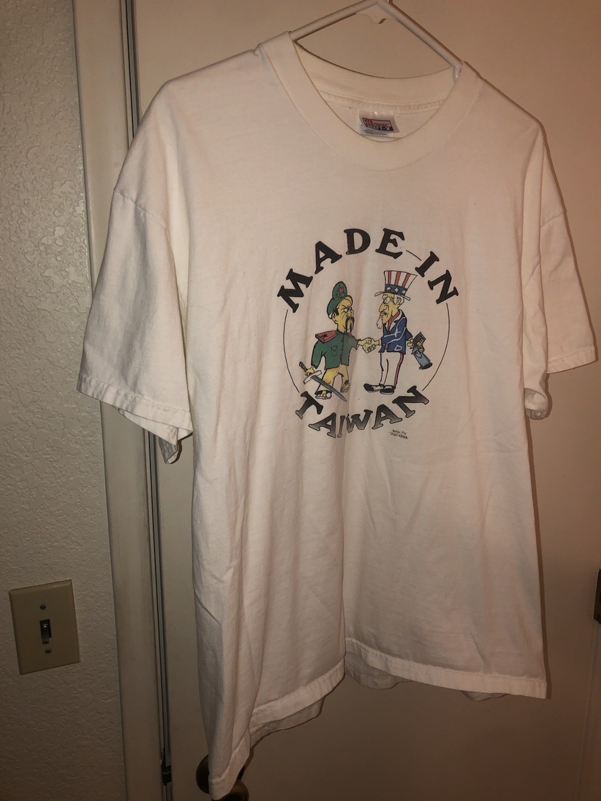 Vintage 1990s “Made In Taiwan” Political Protest Freedom Art T-Shirt Sz XL RARE gallery