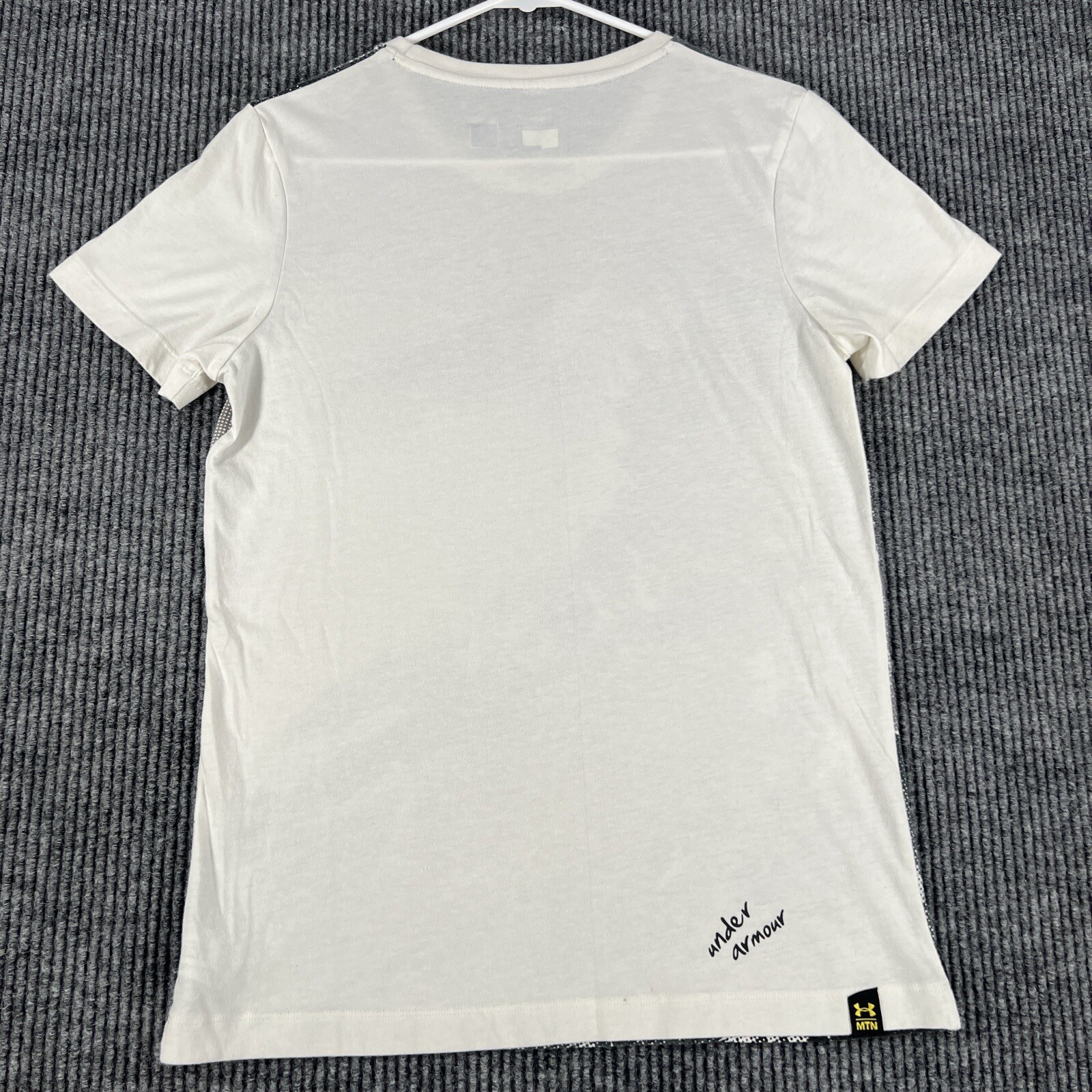 Under Armour Mens Shirt Medium White Mountain Semi-Fitted Short Sleeve White gallery