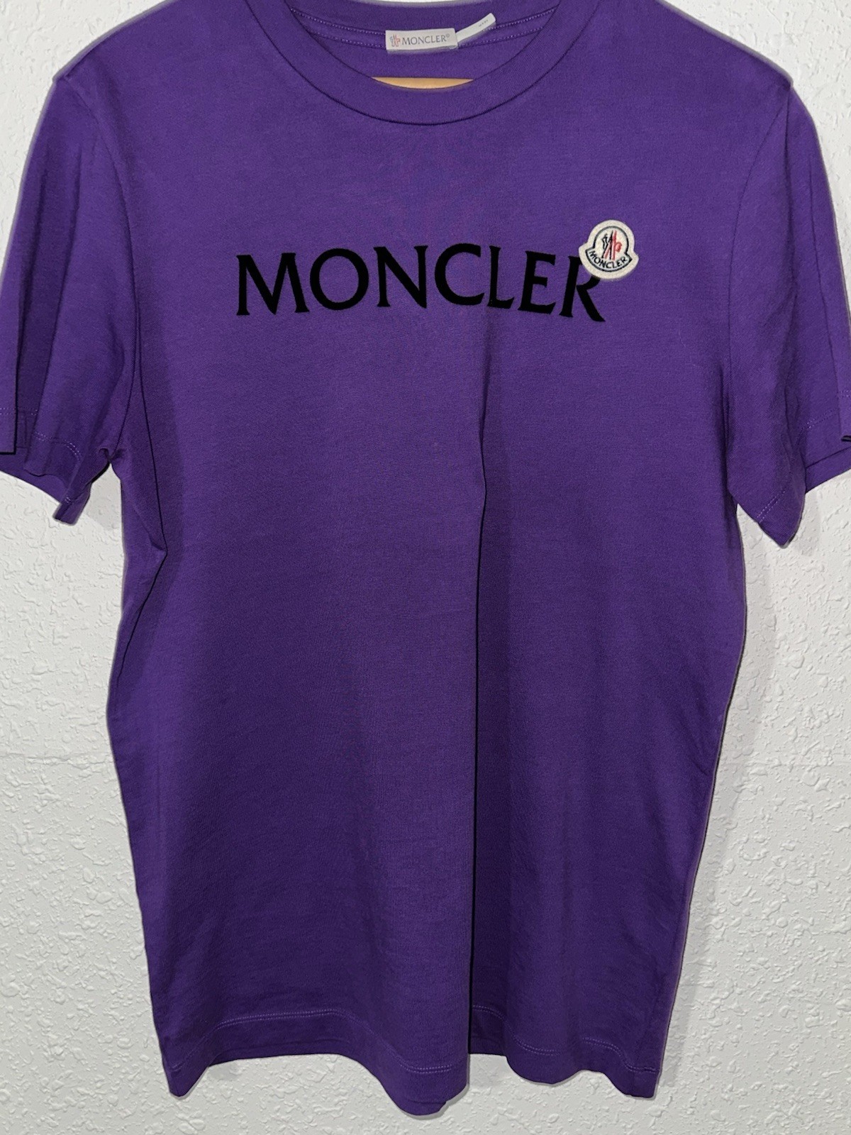 Moncler Flocked Chest Logo Cotton Short Sleeve T-Shirt Purple - Sm Retail $395 gallery