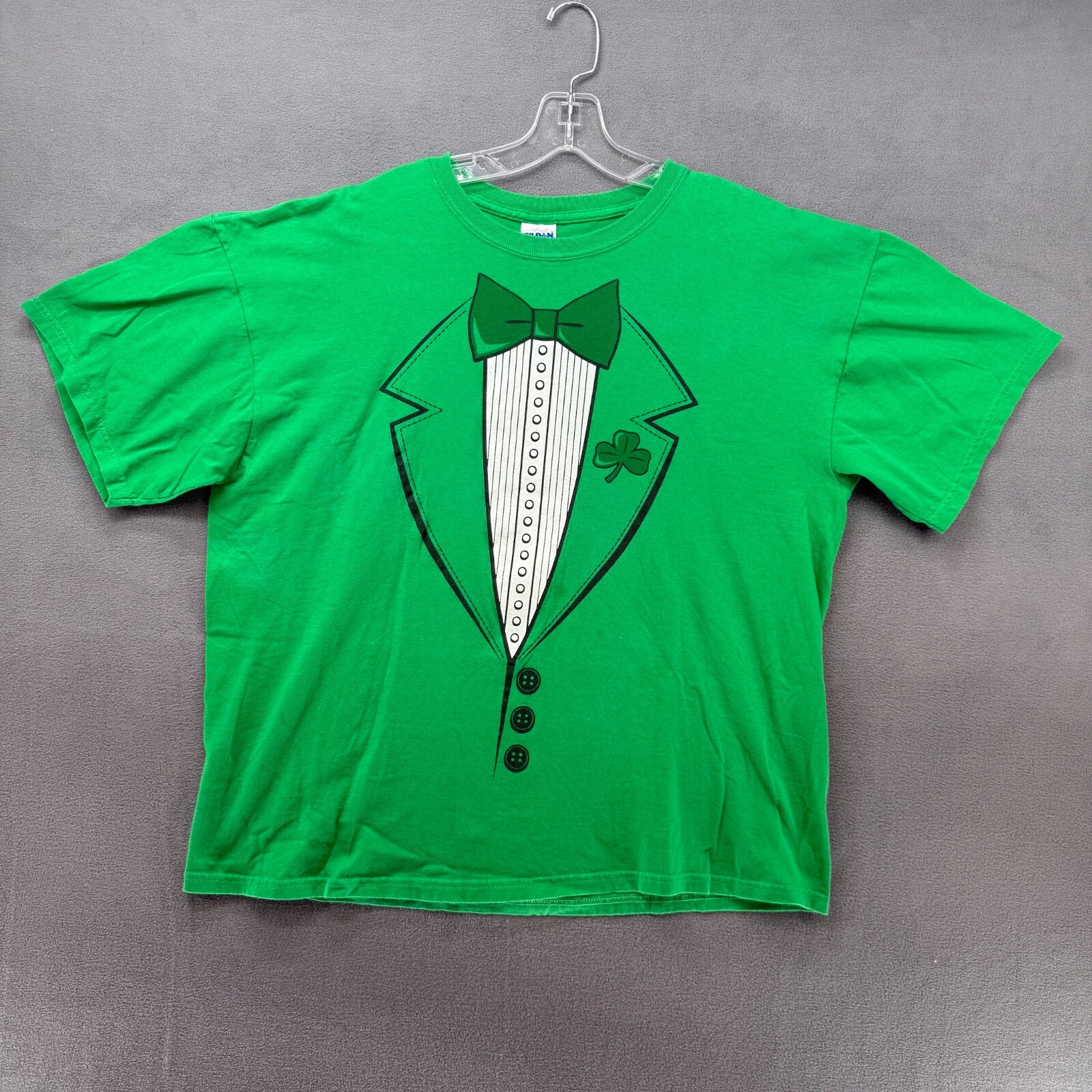 Formal Suit and Bow Tie T Shirt Extra Large Shamrock Green Gildan Heavy Cotton gallery