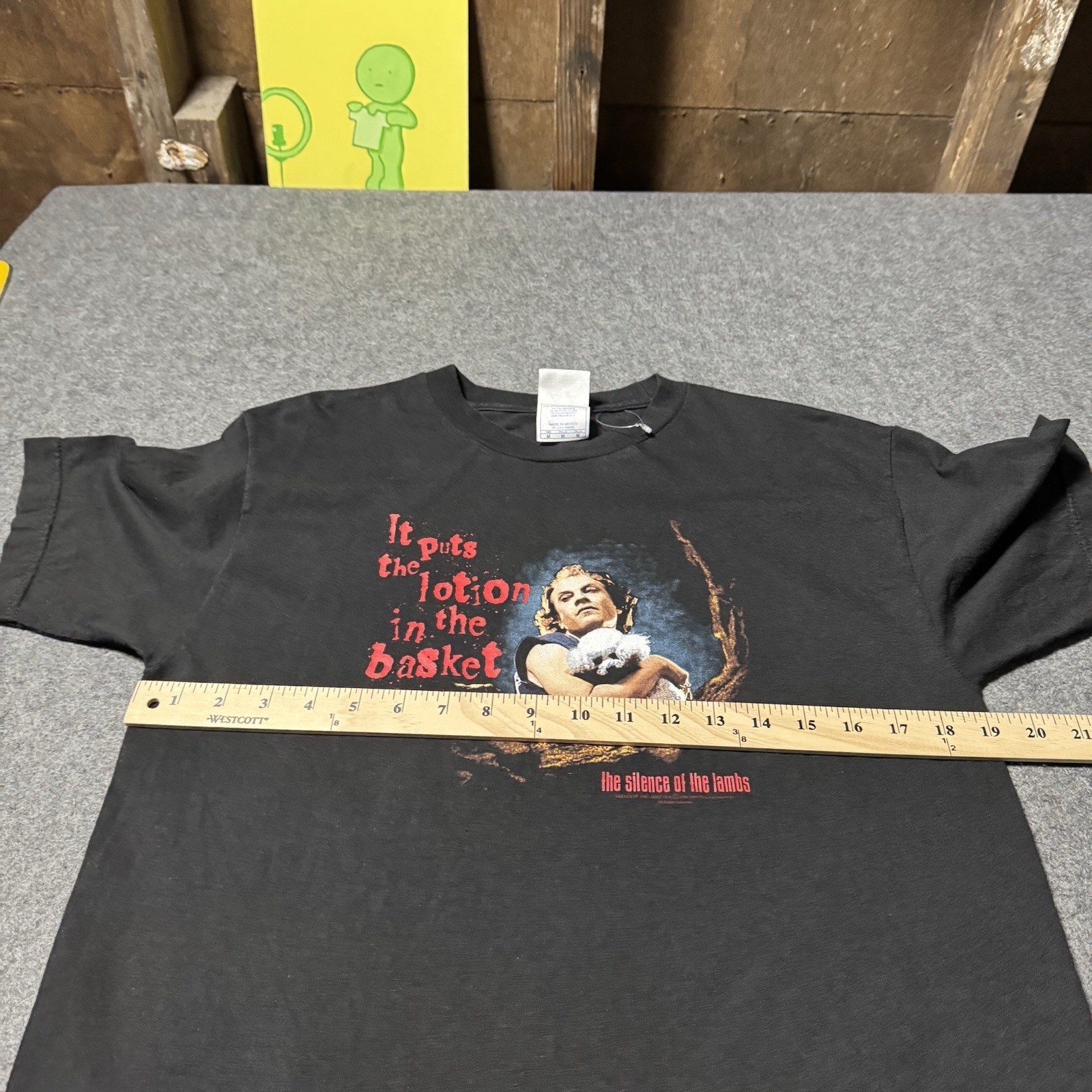 Vintage 2004 Silence of the Lambs Graphic Movie Promo T-shirt Size M Grunge gallery
