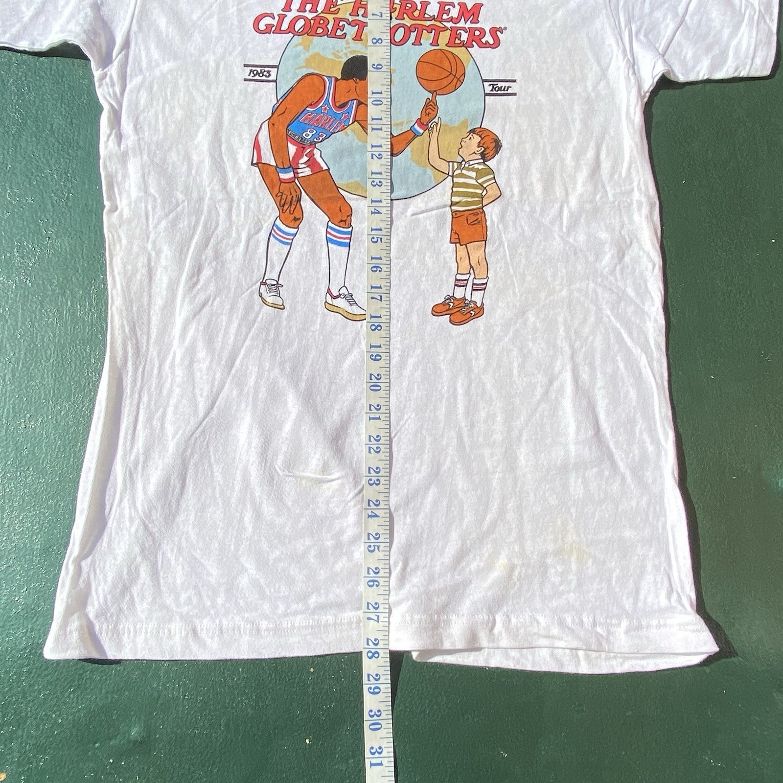 Vintage 80s Harlem Globetrotters T Shirt 1983 Tour USA Basketball Single Stitch gallery
