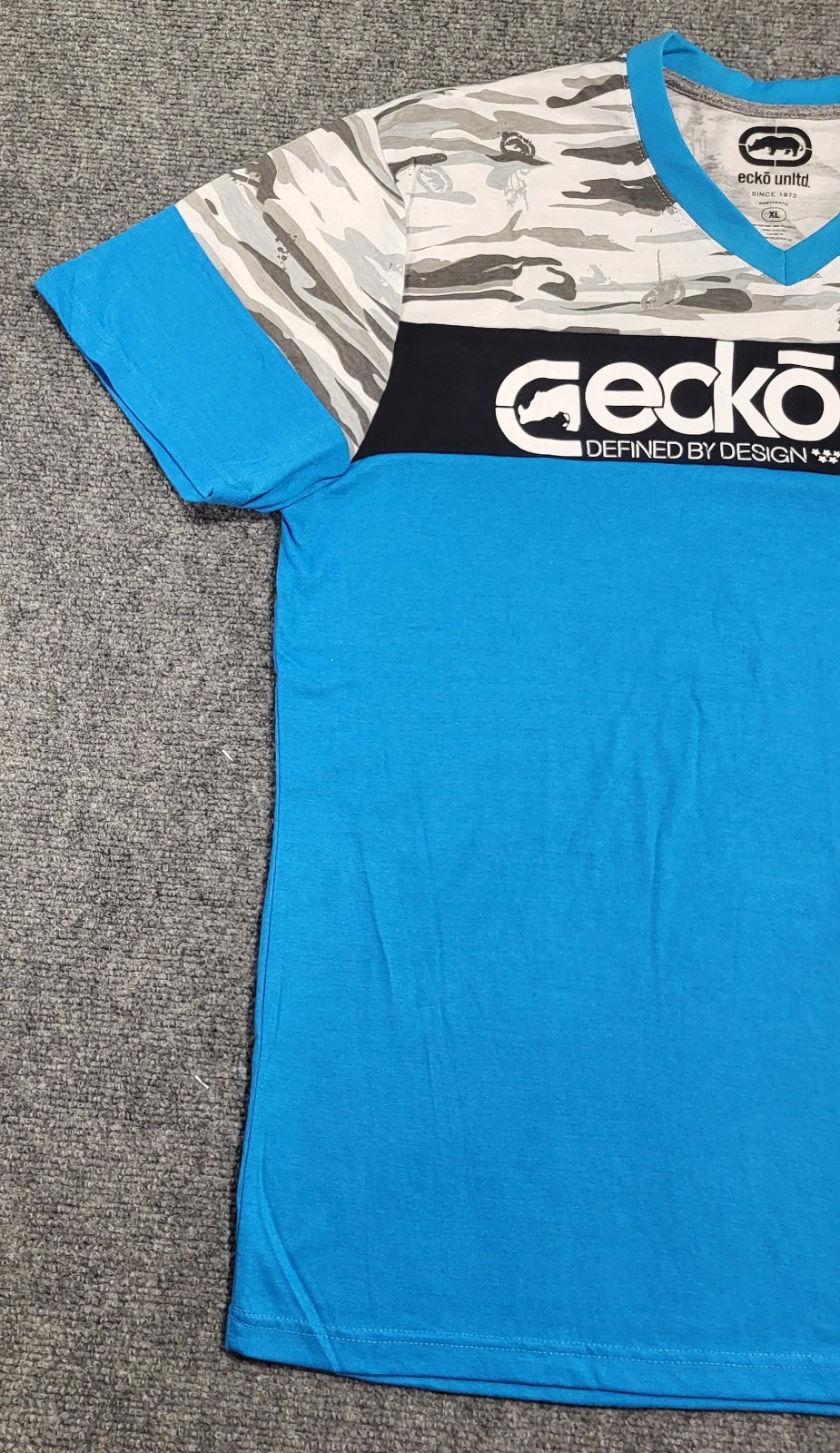 Ecko Unltd V-Neck Blue Atomic With Camo Men's T-Shirt Size X-Large NWT gallery