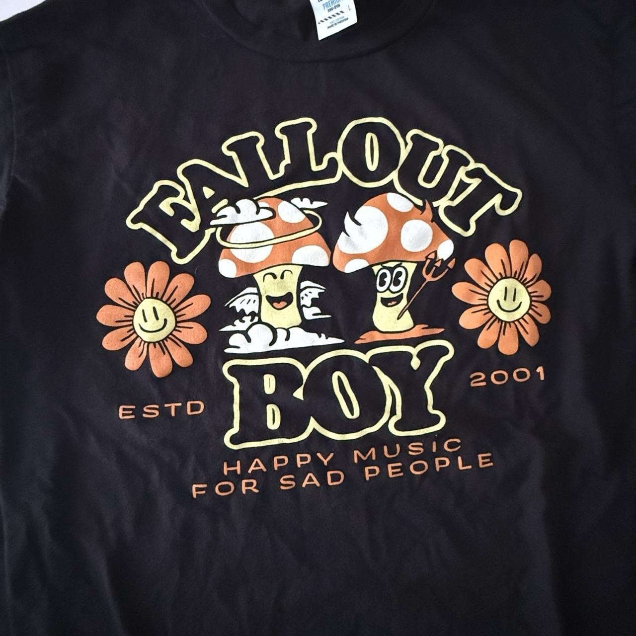 Fall Out Boy “ Happy Music Gor Sad People” Mushroom graphic Tee - Sz L gallery