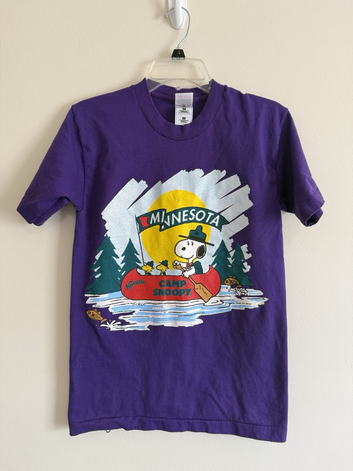 Vintage 1990’s Minnesota Purple Camp Snoopy Knott’s Size Small T Shirt