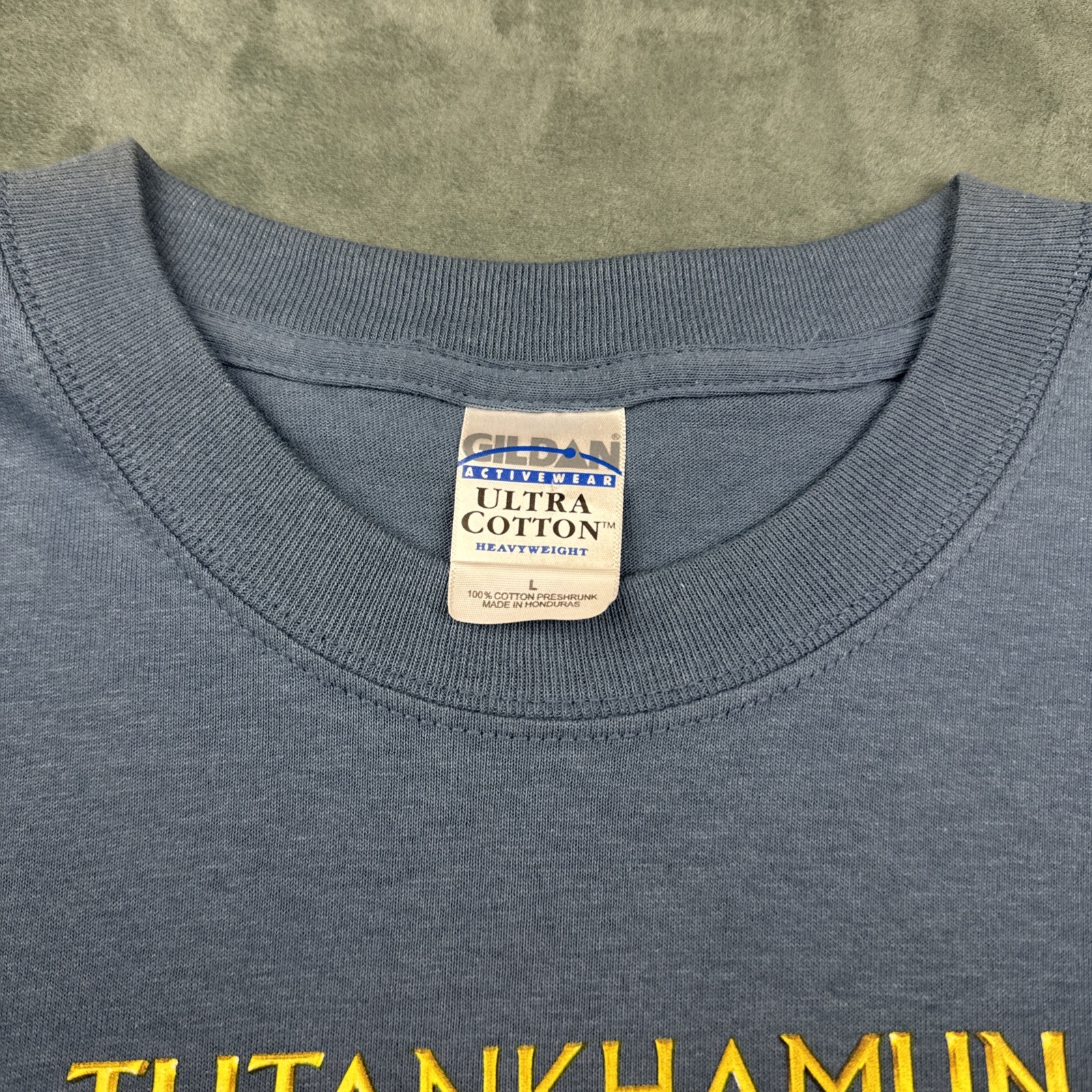 Y2K 00s King Tut Tutankhamun And The Golden Age Of The Pharaohs T-Shirt Size L gallery