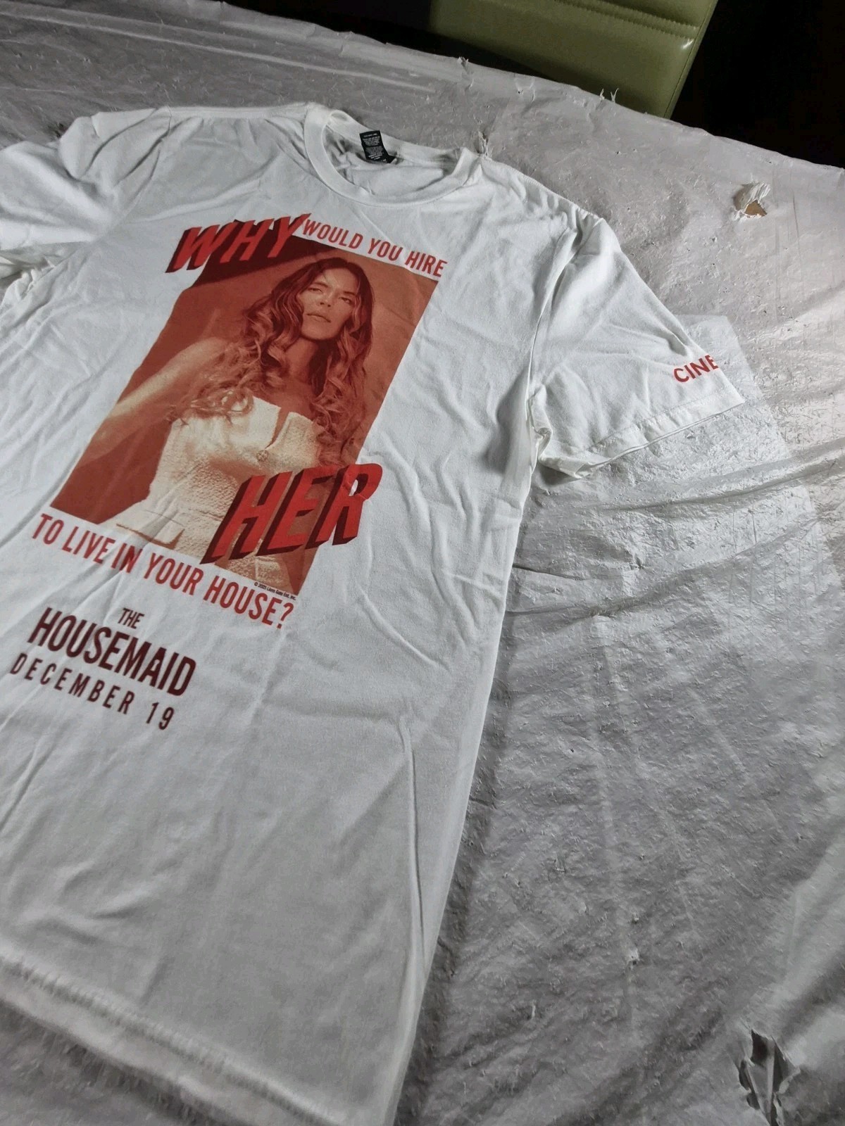 The Housemaid Sydney Sweeney Cinemark Movie Promo White TShirt Size Medium gallery
