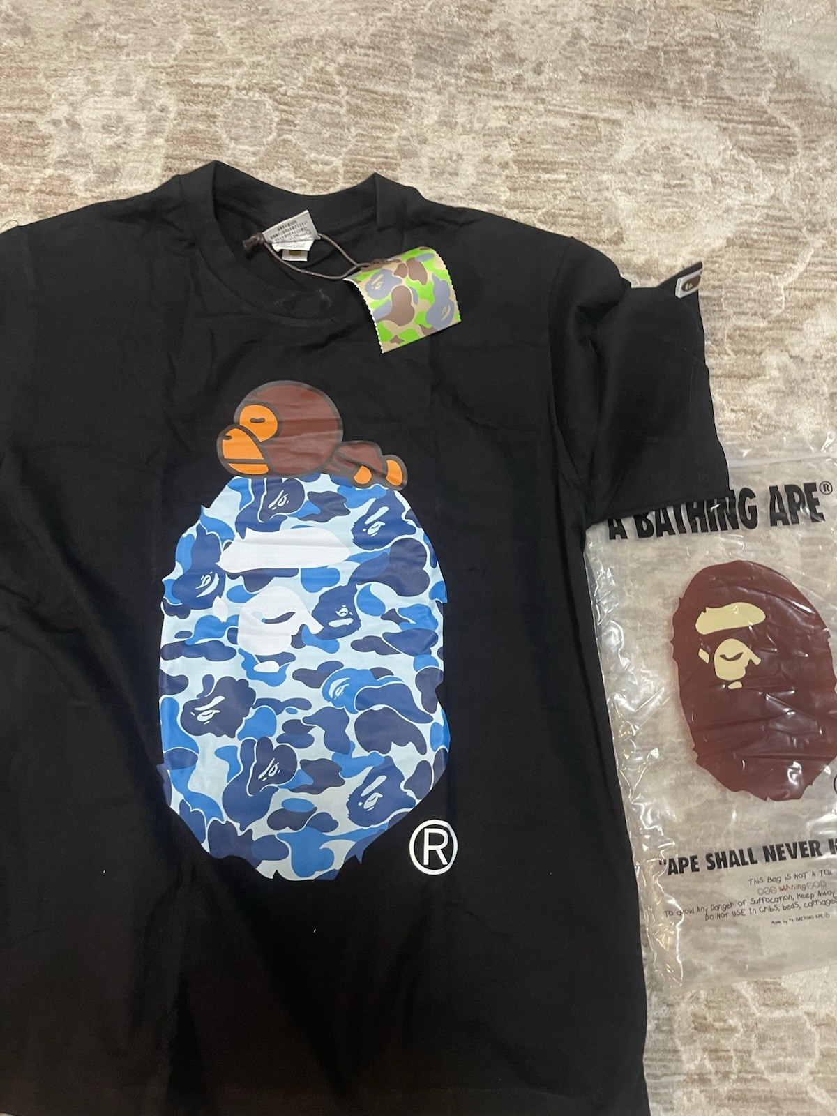 BAPE baby Milo Camo Head Graphic Men’s T-Shirt Size M