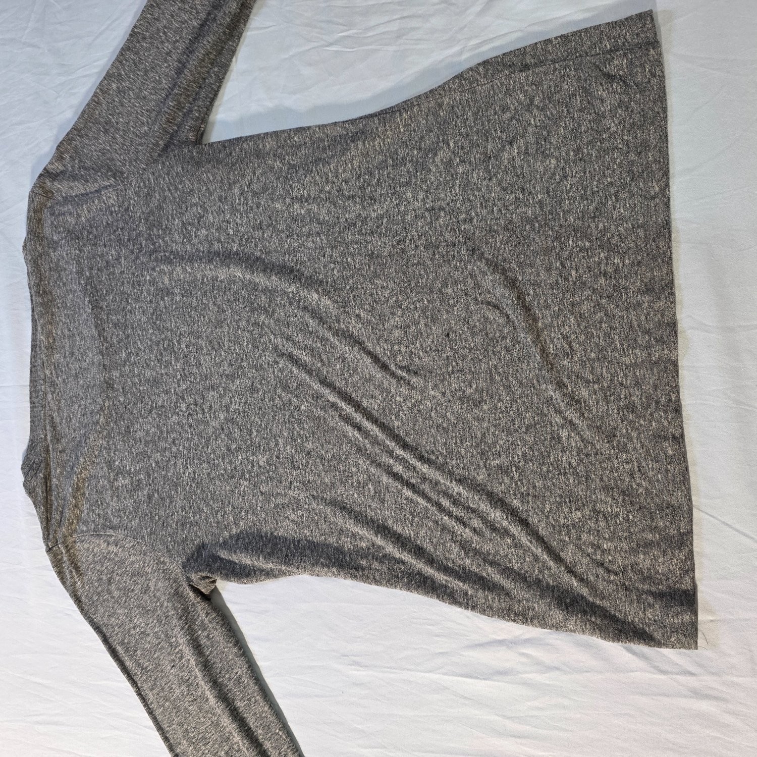 MOSSIMO SUPPLY CO. CASUAL TEE L 100% COTTON MACHINE WASH COLD WITH LIKE COLORS gallery