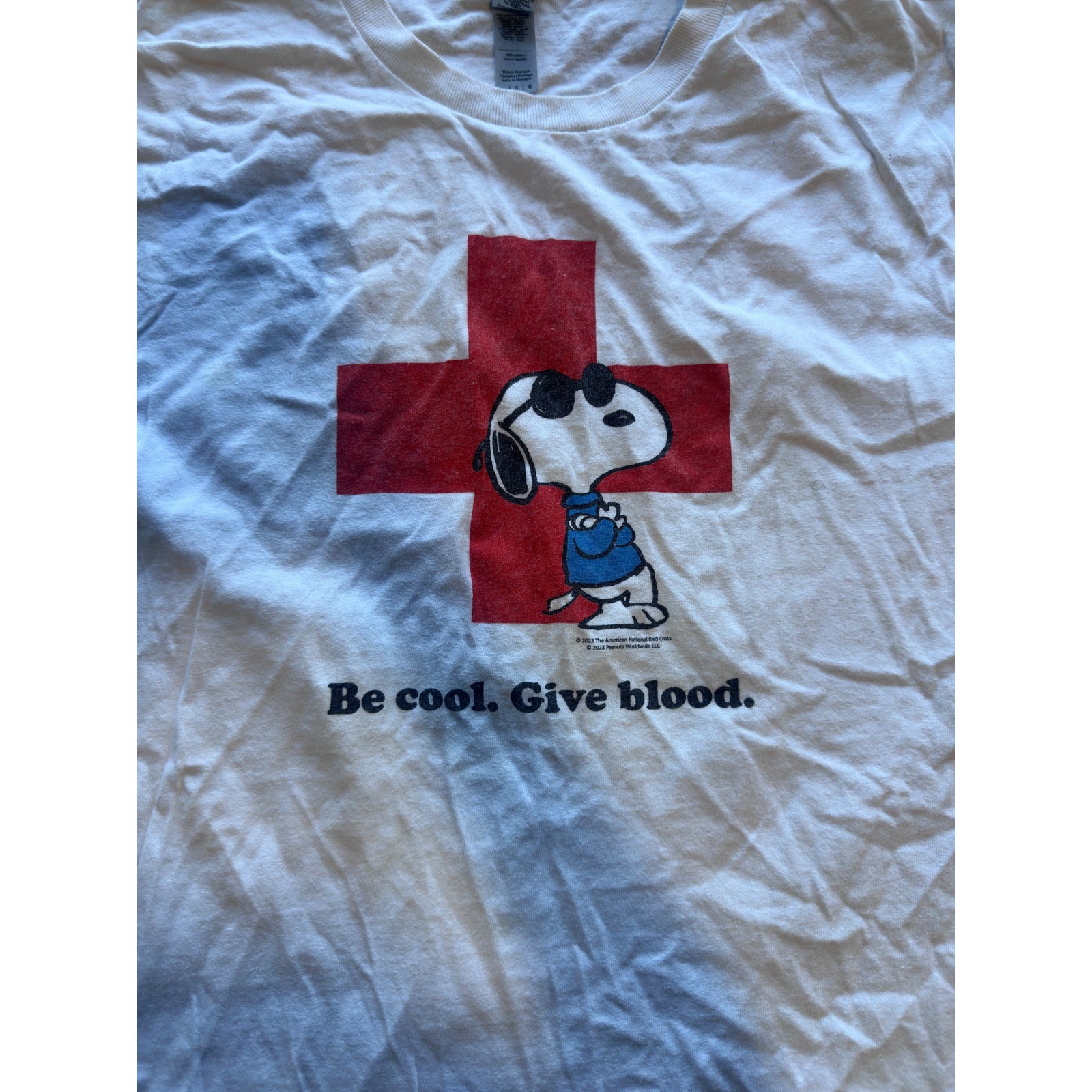 American Red Cross Snoopy Joe Cool Be Cool Give Blood T-Shirt White Large 2023 gallery