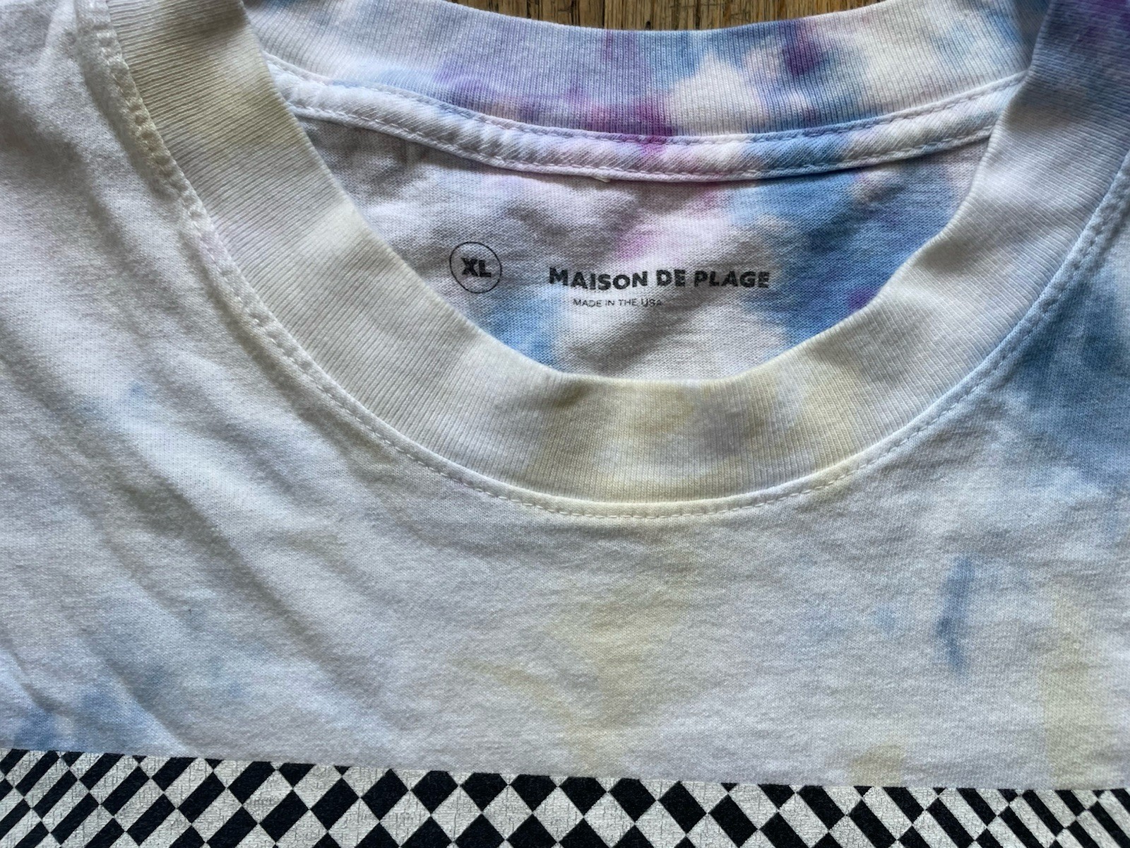 Beach House Band 7 Op Art Maison De Plage Tie-Dyed Band Tee, Men’s XL, Dream Pop gallery