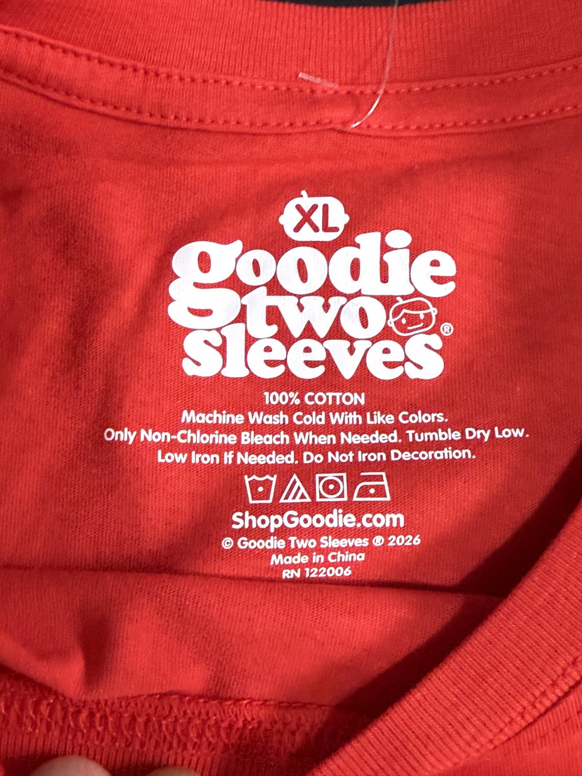 Goodie Two Sleeves Red ESPANA Soccer T-Shirt Brand New With Tags Size XL gallery