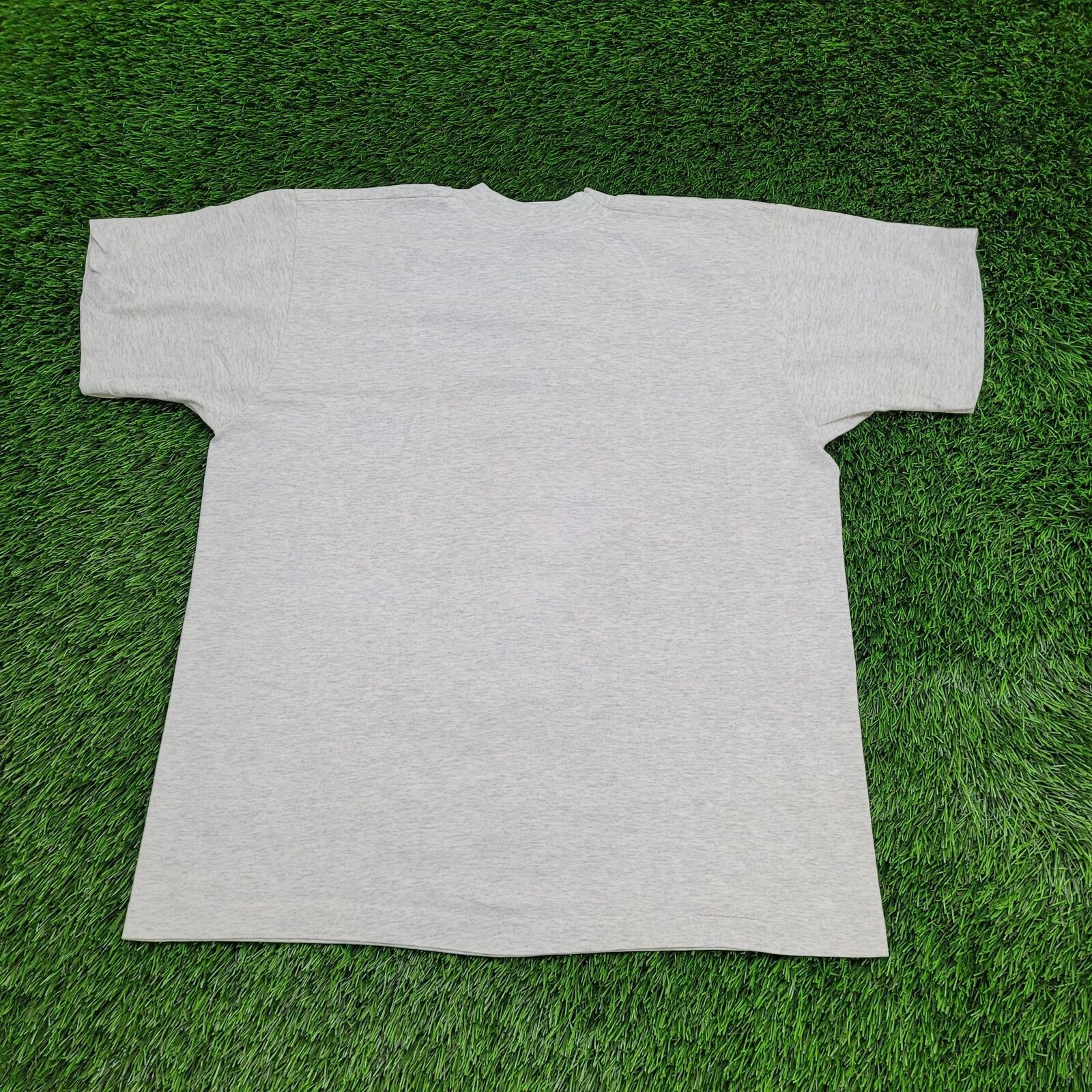 Vintage 90s Fruit-Of-The-Loom Guitar Shirt Large 21x25 Gray gallery