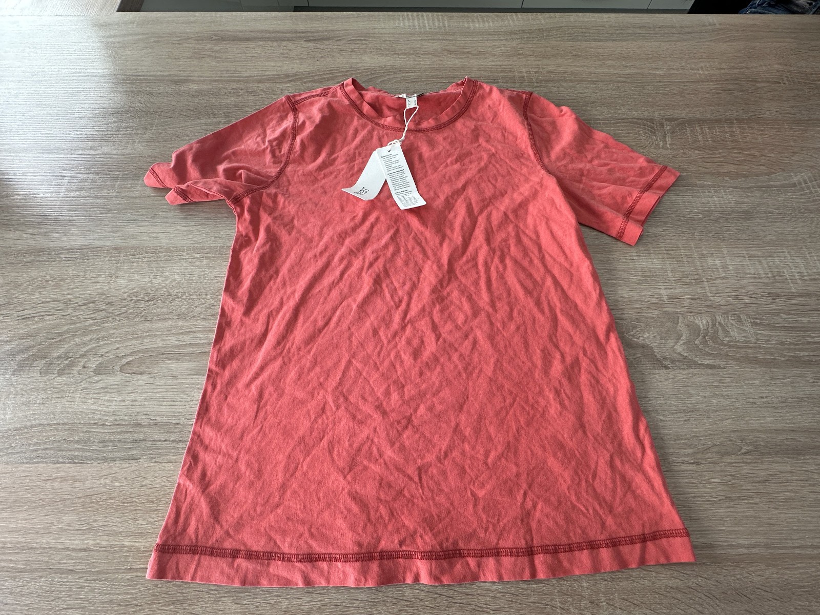 Esprit T-Shirt Cream Red Size S – NEW TAGS – Men’s Summer Short Sleeve