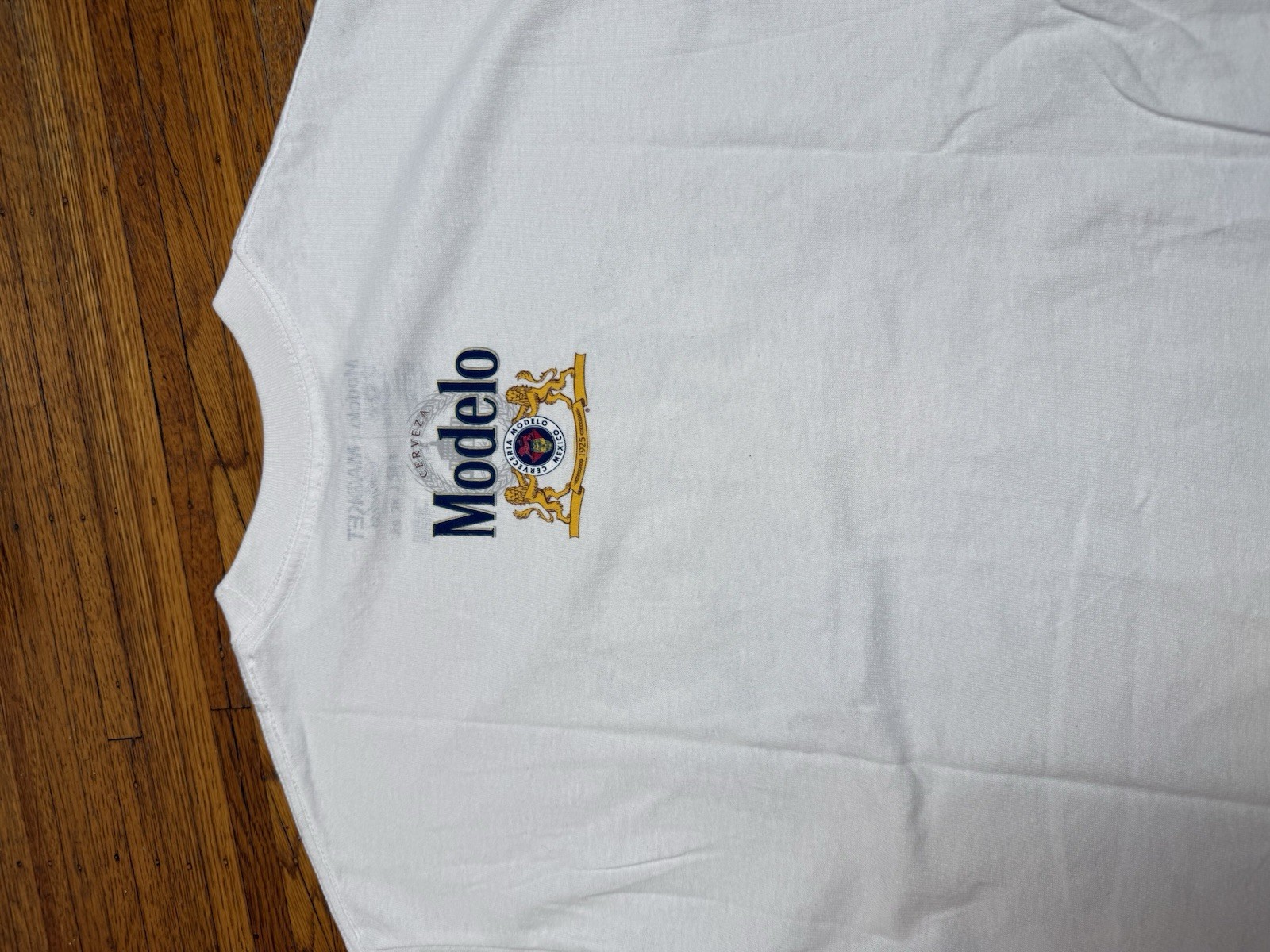 Modelo Market Street Collab Men's T-Shirt Size Medium Beer Graphic NWT Shirt gallery